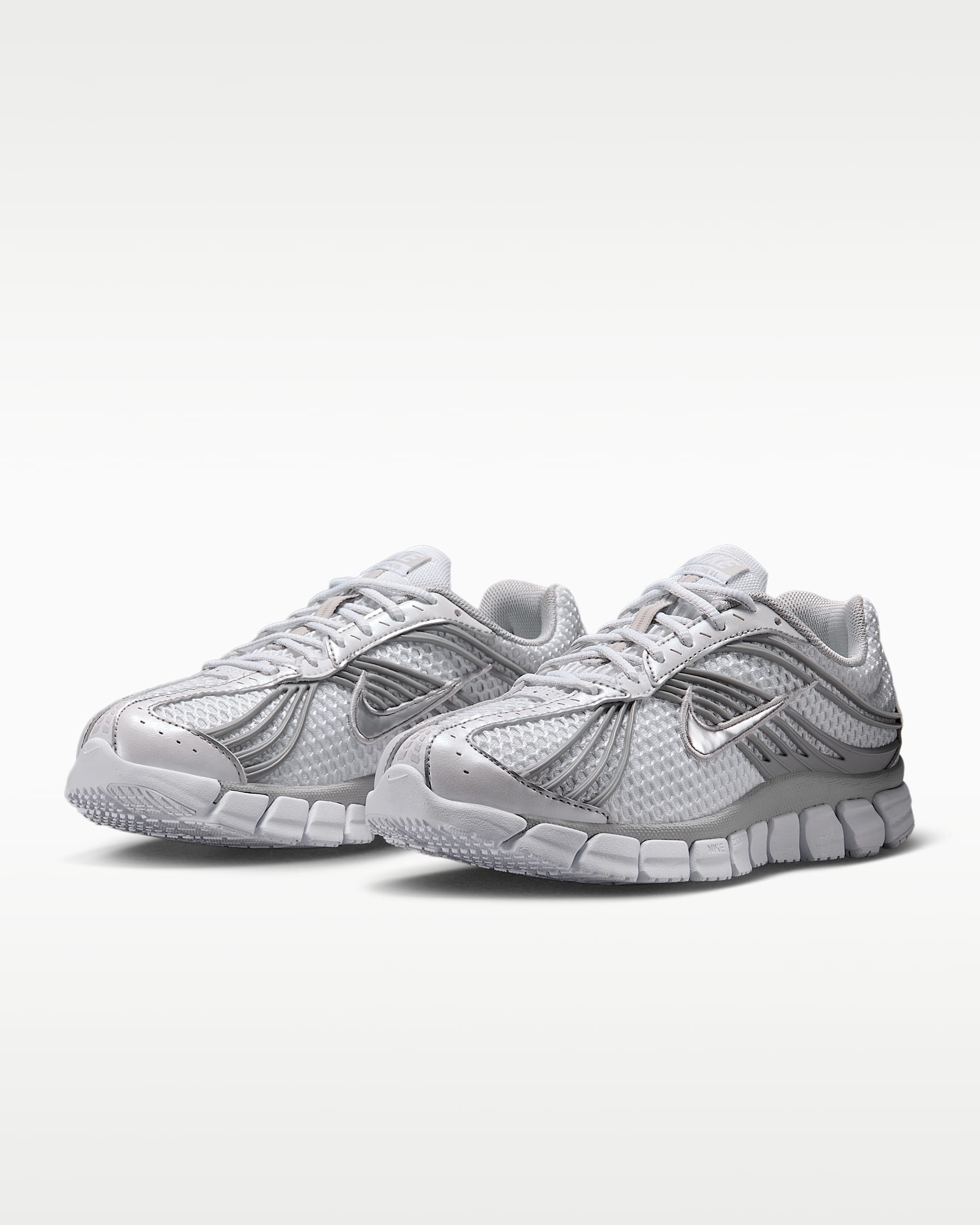 Nike Zoom Skylon 11 Women's Shoes - White/Grey Fog/Metallic Silver