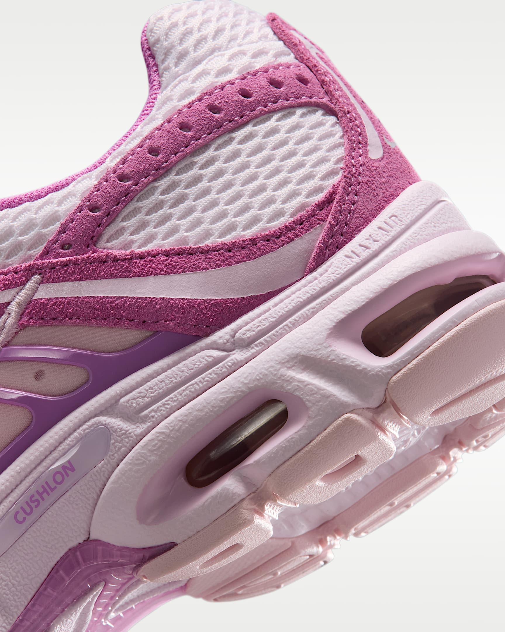 Nike Air Max Moto 2K SE Women's Shoes - Pearl Pink/Pink Foam/Light Magenta