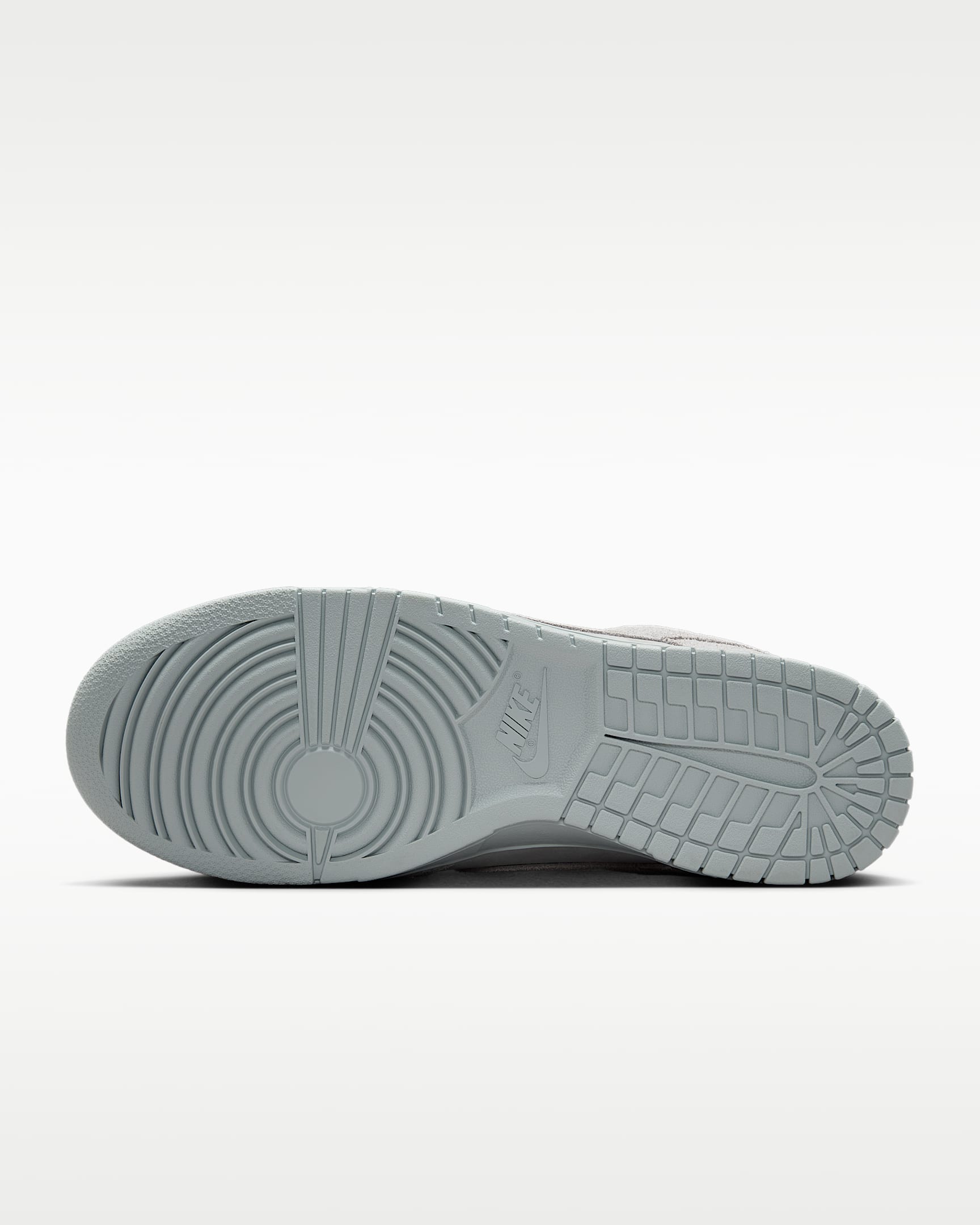 Nike Dunk Low Retro SE Men's Shoes - Wolf Grey/Wolf Grey