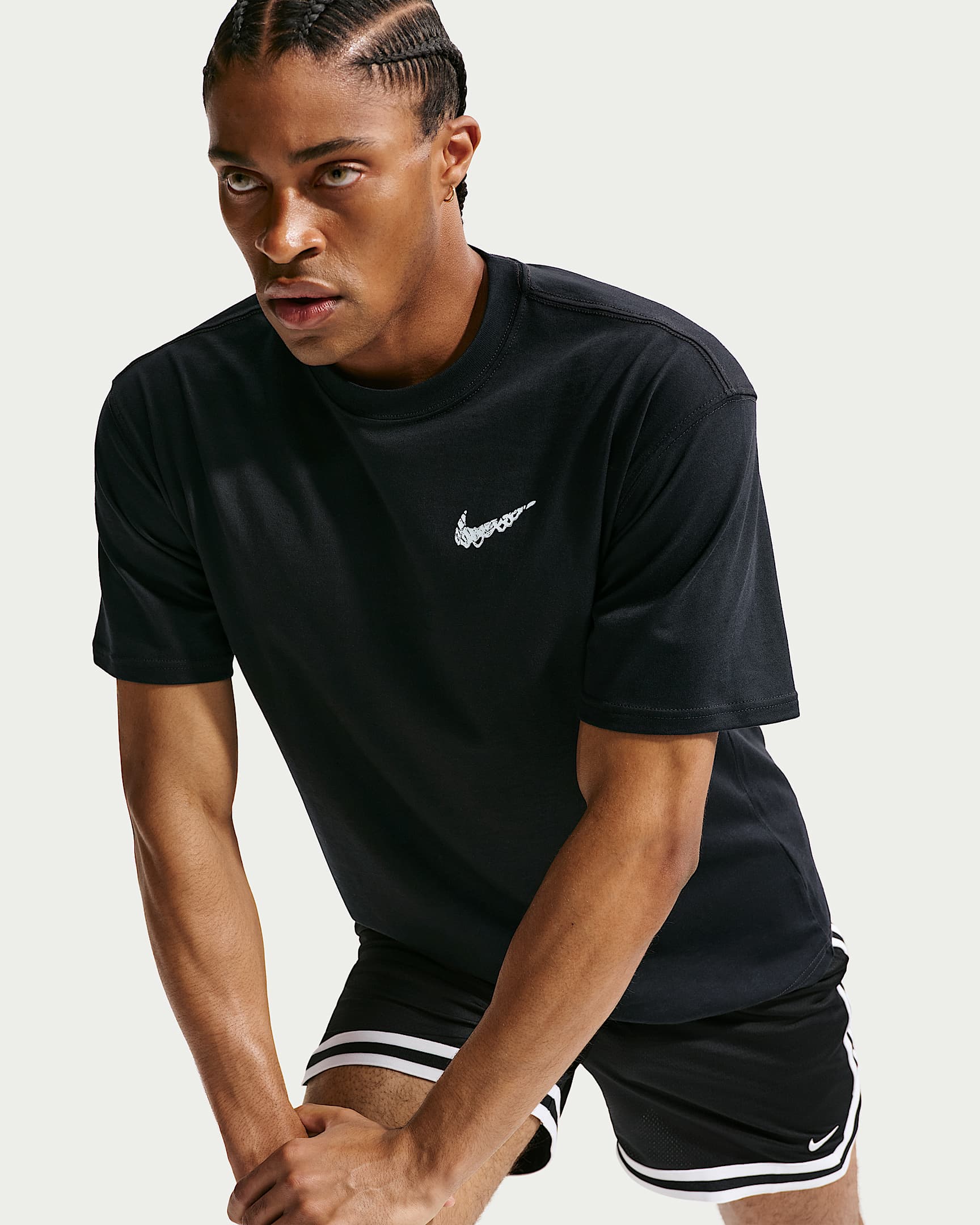 Nike Men's Basketball T-Shirt - Black
