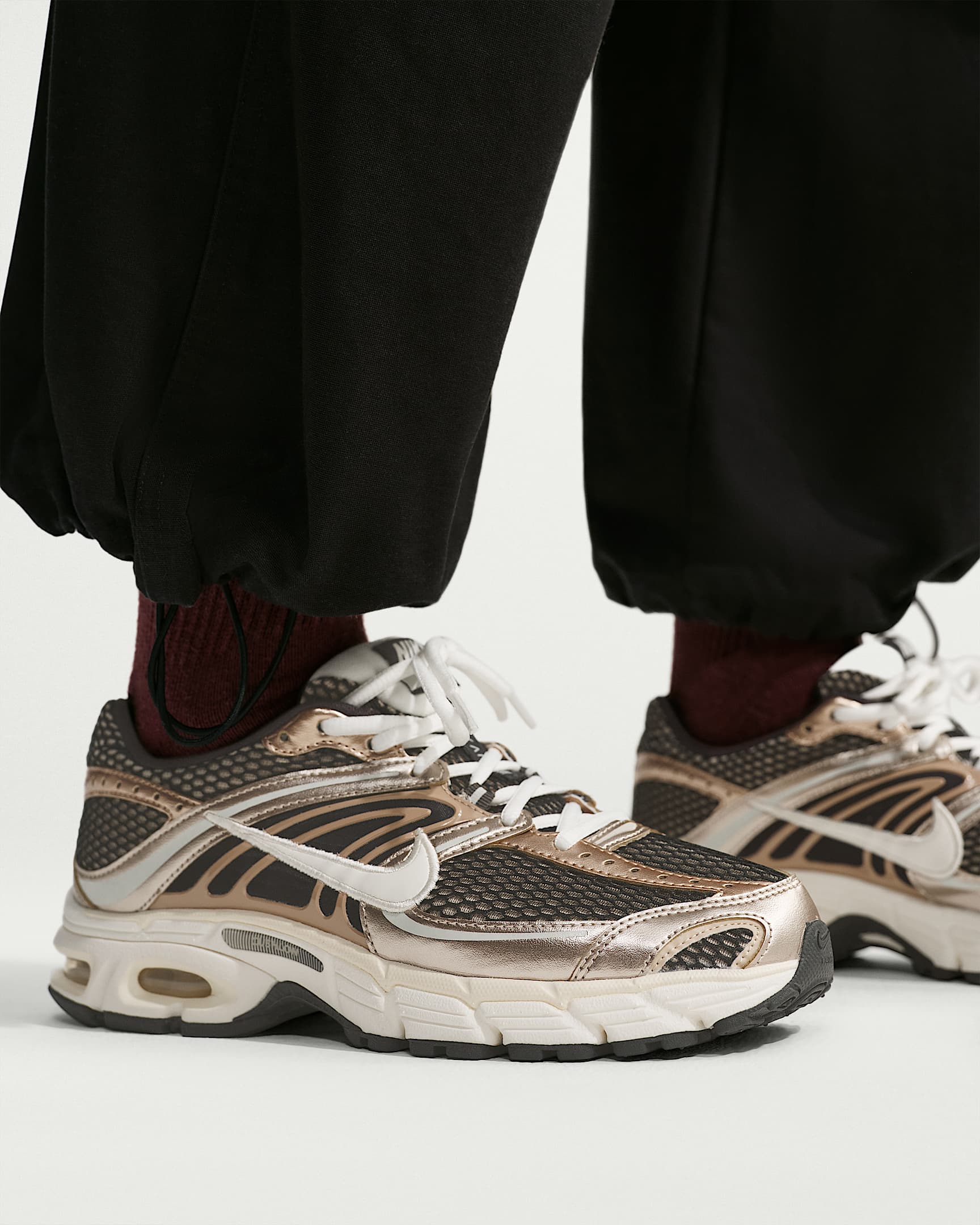 Nike Air Max Moto 2K Women's Shoes with Reflective Design Accents - Sand Drift/Off-Noir/Pale Ivory/Sail