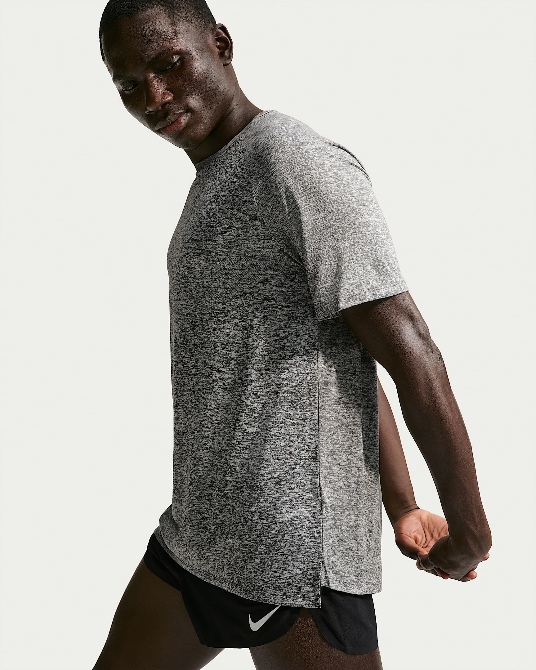 Nike Stride Men's Dri-FIT ADV Short-Sleeve Running Top - Smoke Grey/Heather