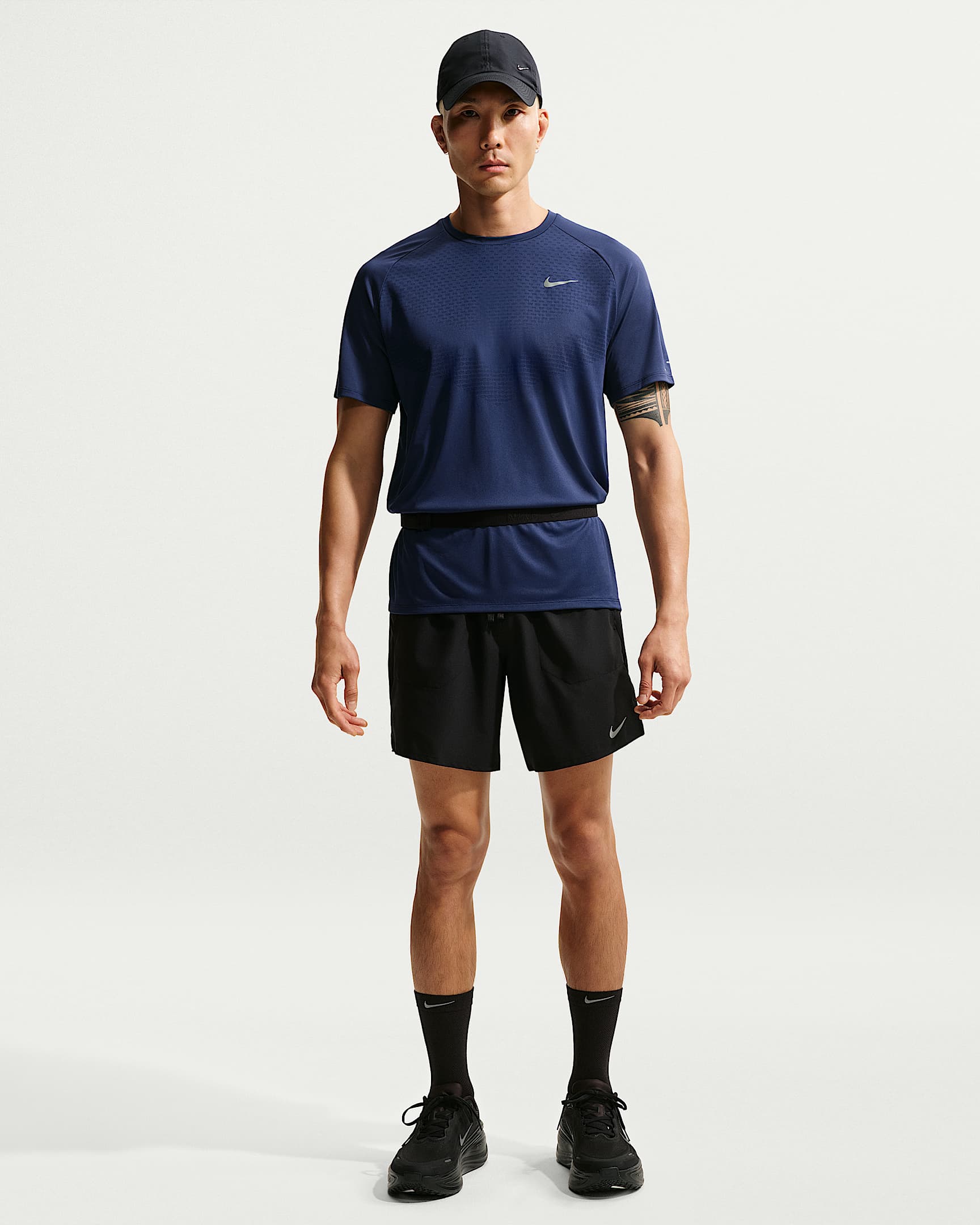Nike Stride Dri-FIT ADV Kurzarm-Laufoberteil (Herren) - Midnight Navy
