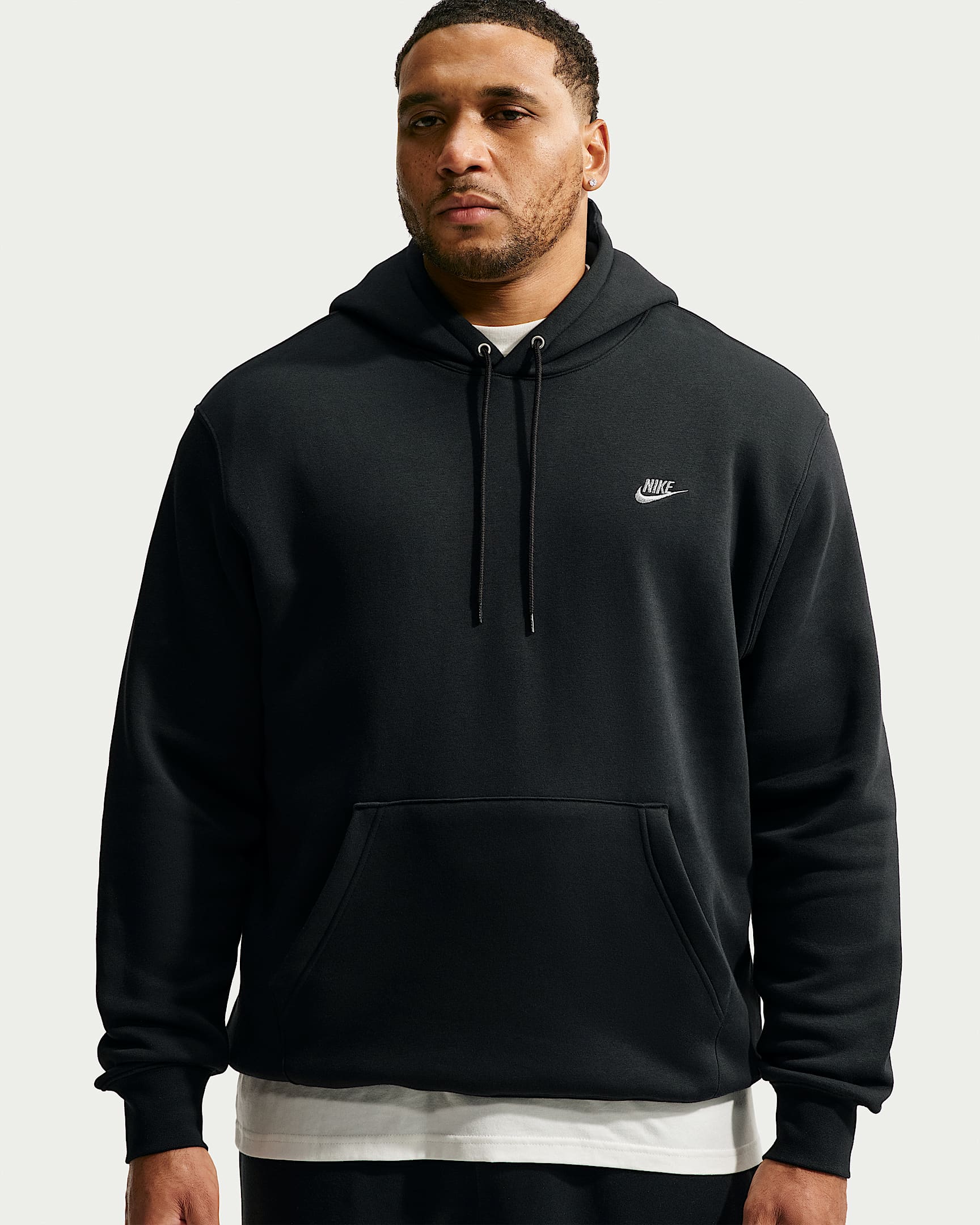 Felpa pullover in fleece con cappuccio Nike Club – Uomo - Nero/Nero/Argento metallizzato