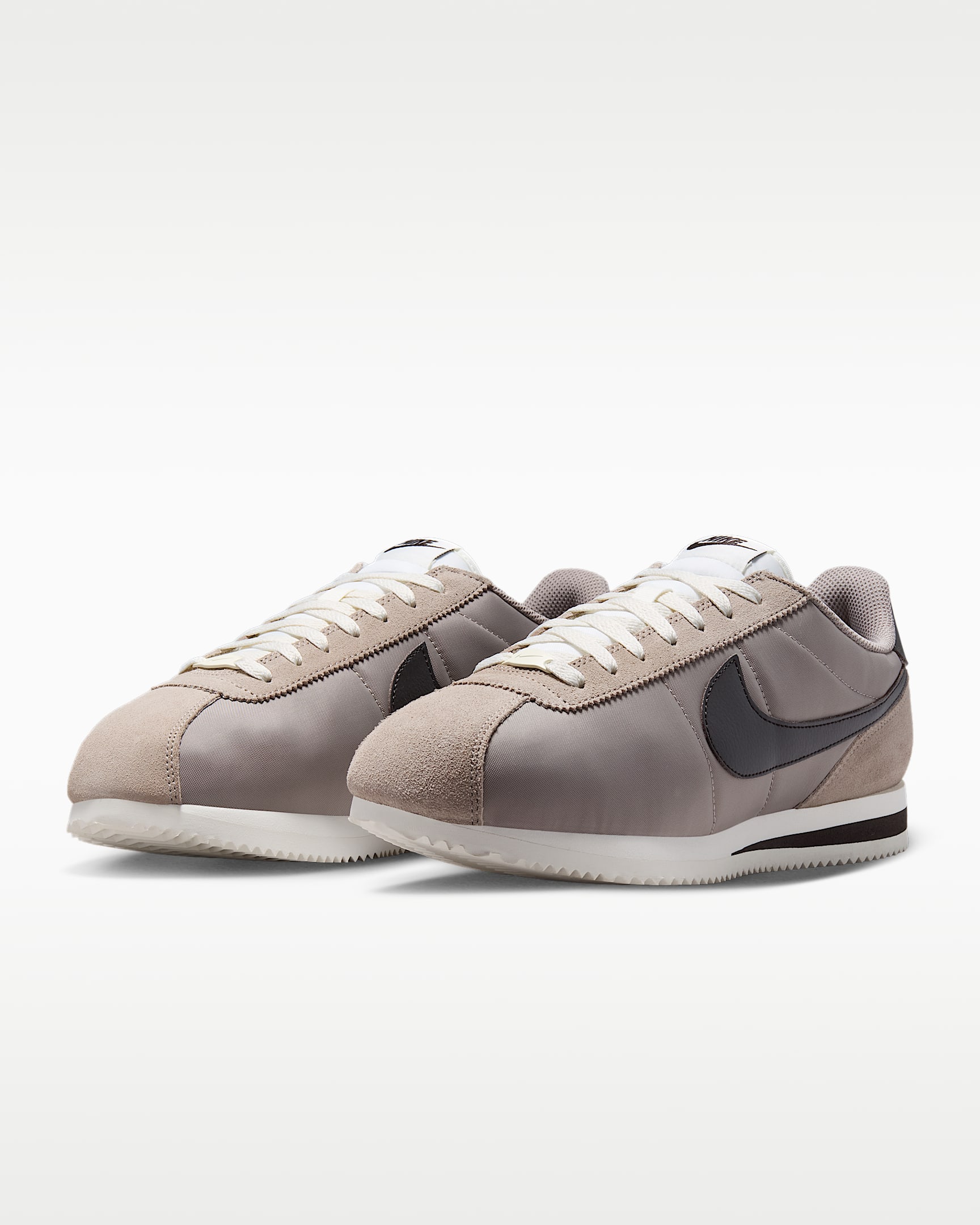 รองเท้าผู้ชาย Nike Cortez Textile - Moon Fossil/Sail/Shadow Brown