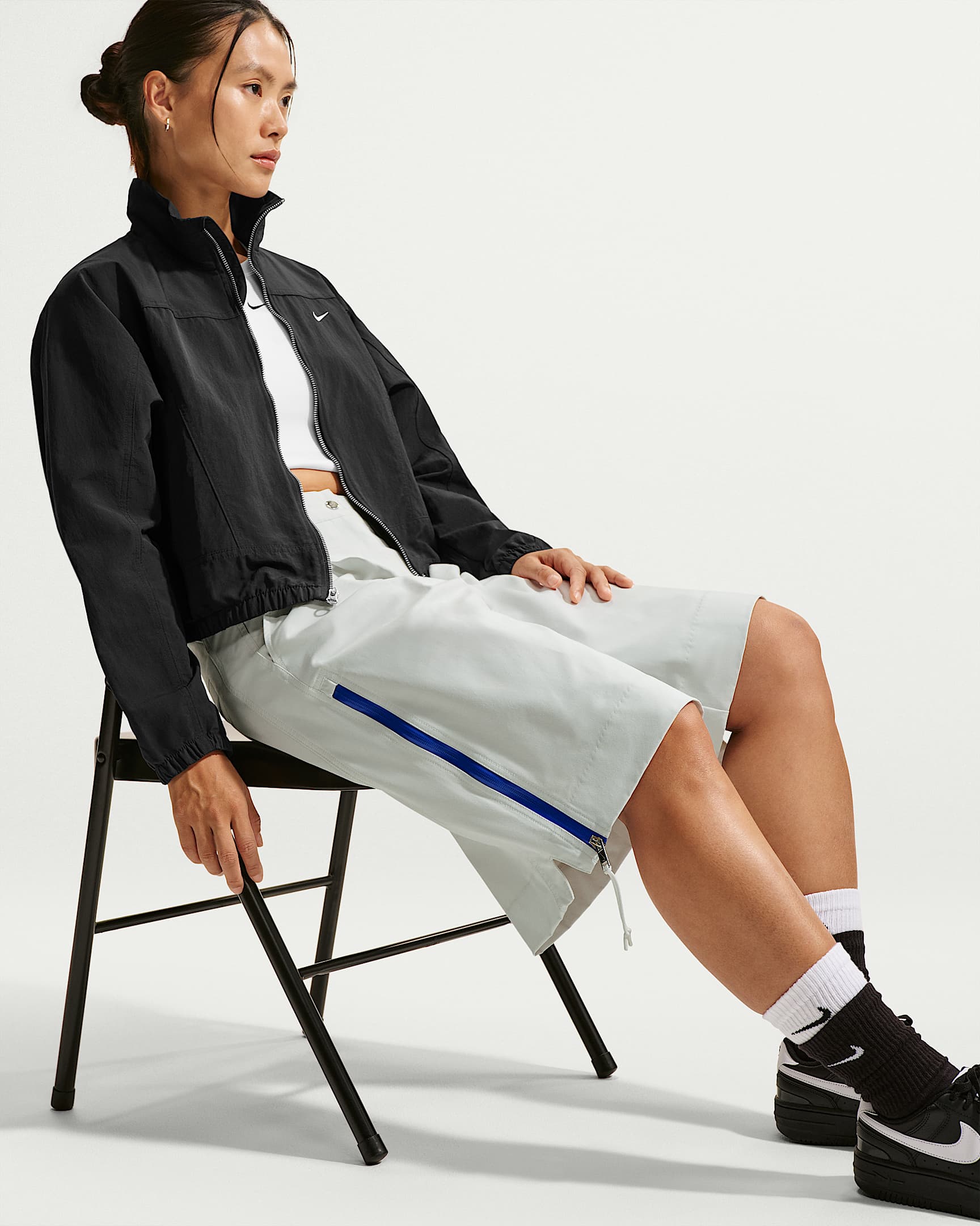 Nike Sportswear Airreverent Women's Low-Rise Shorts - Summit White/Summit White