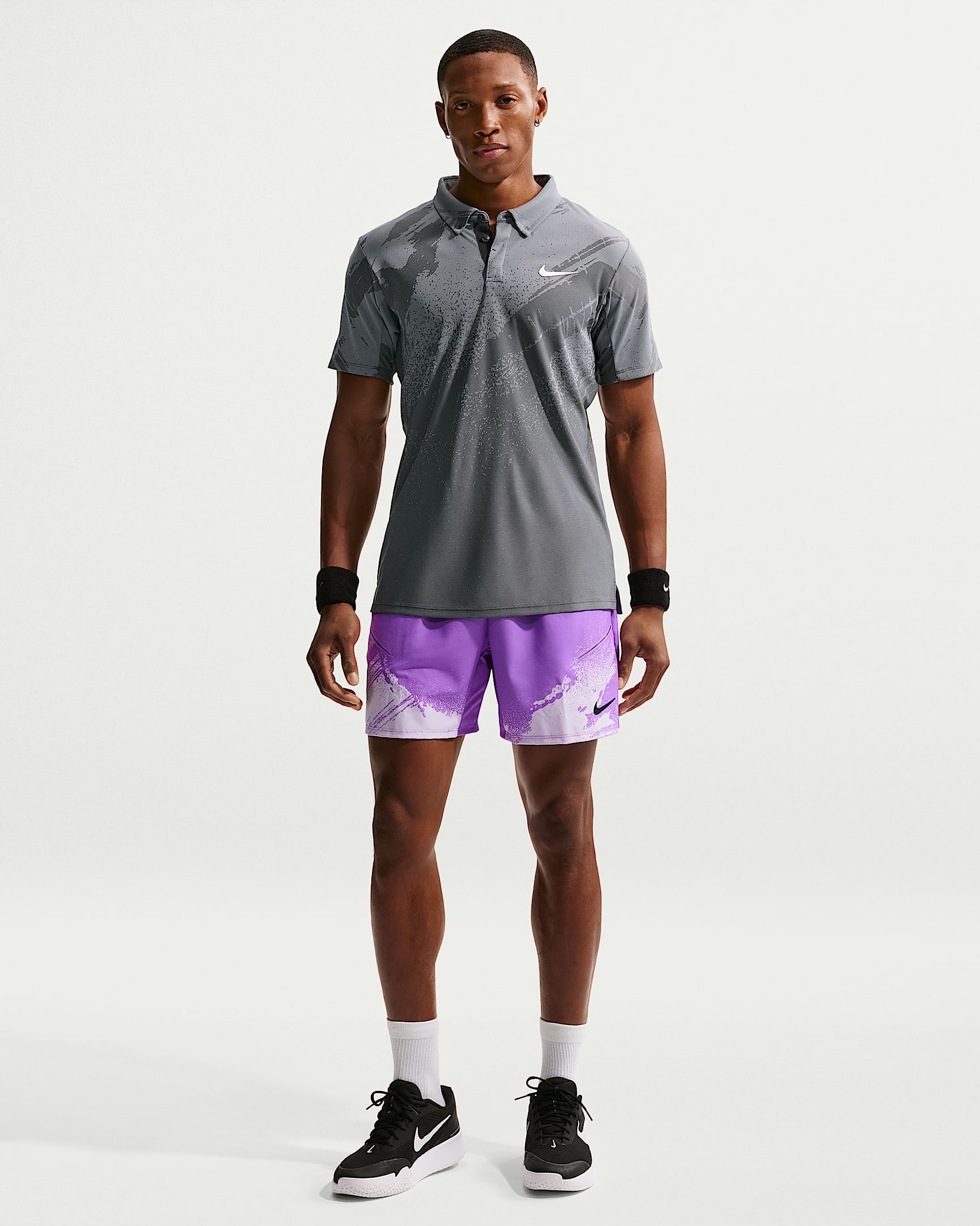 NikeCourt Slam Dri-FIT tennisshorts voor heren - Bright Violet/Violet Mist/Zwart