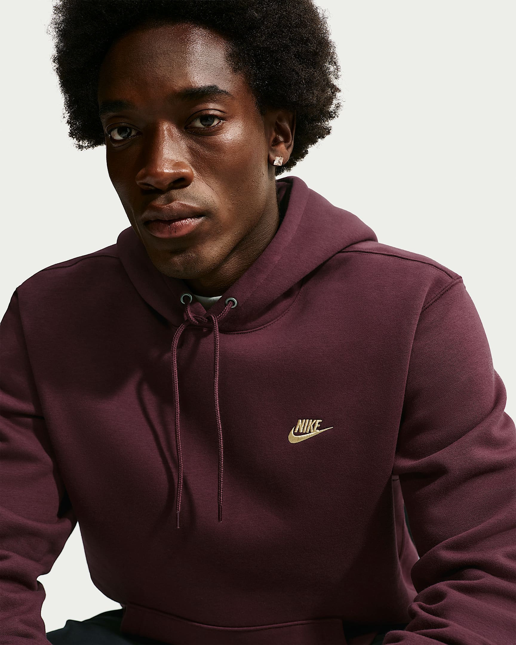 Nike Club Men's Pullover Fleece Hoodie - Burgundy Crush/Burgundy Crush/Metallic Gold