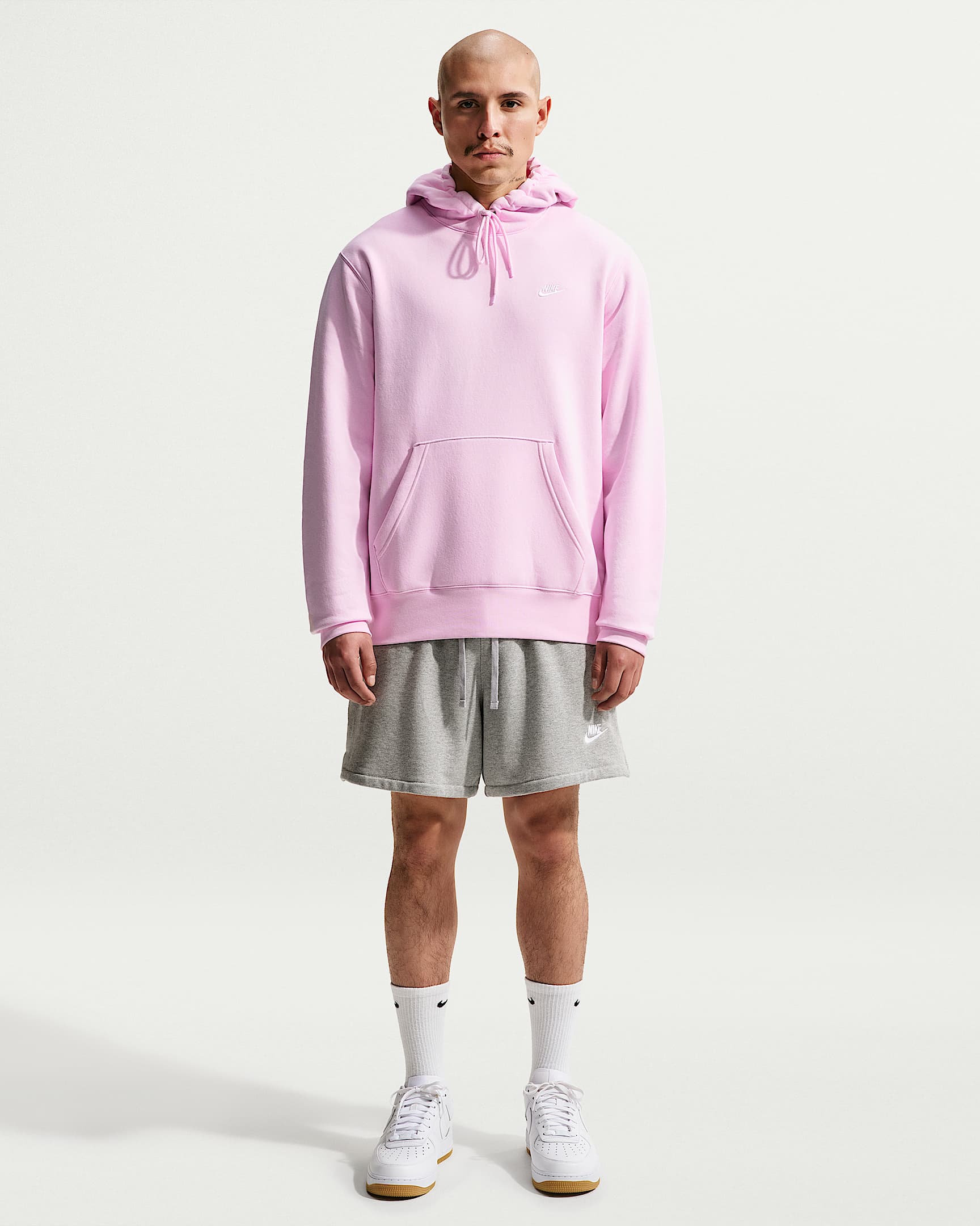 Męska dzianinowa bluza z kapturem Nike Club - Pink Foam/Pink Foam/Biel
