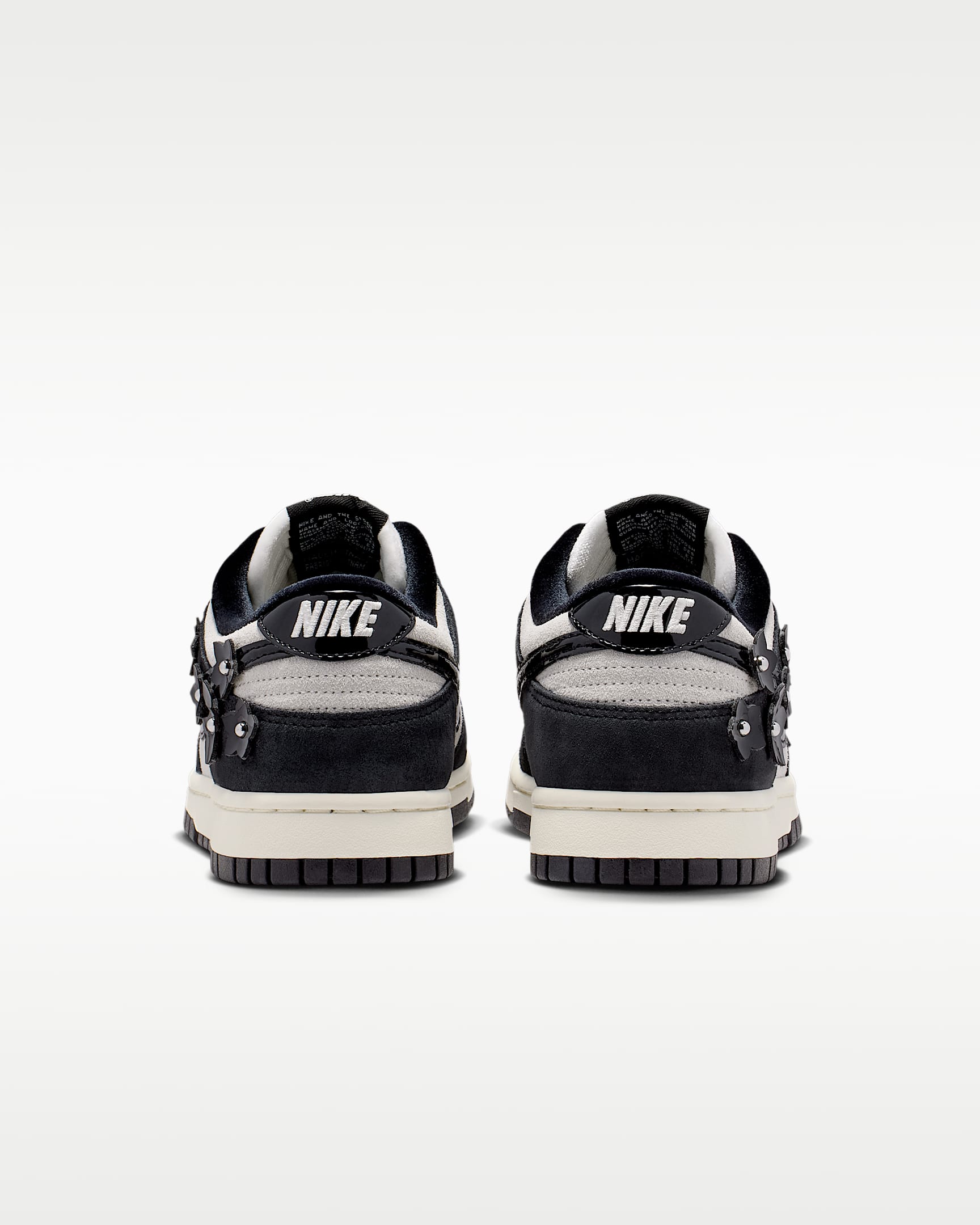 Nike Dunk Low SE "Florette" Women's Shoes - Black/Sail/Black