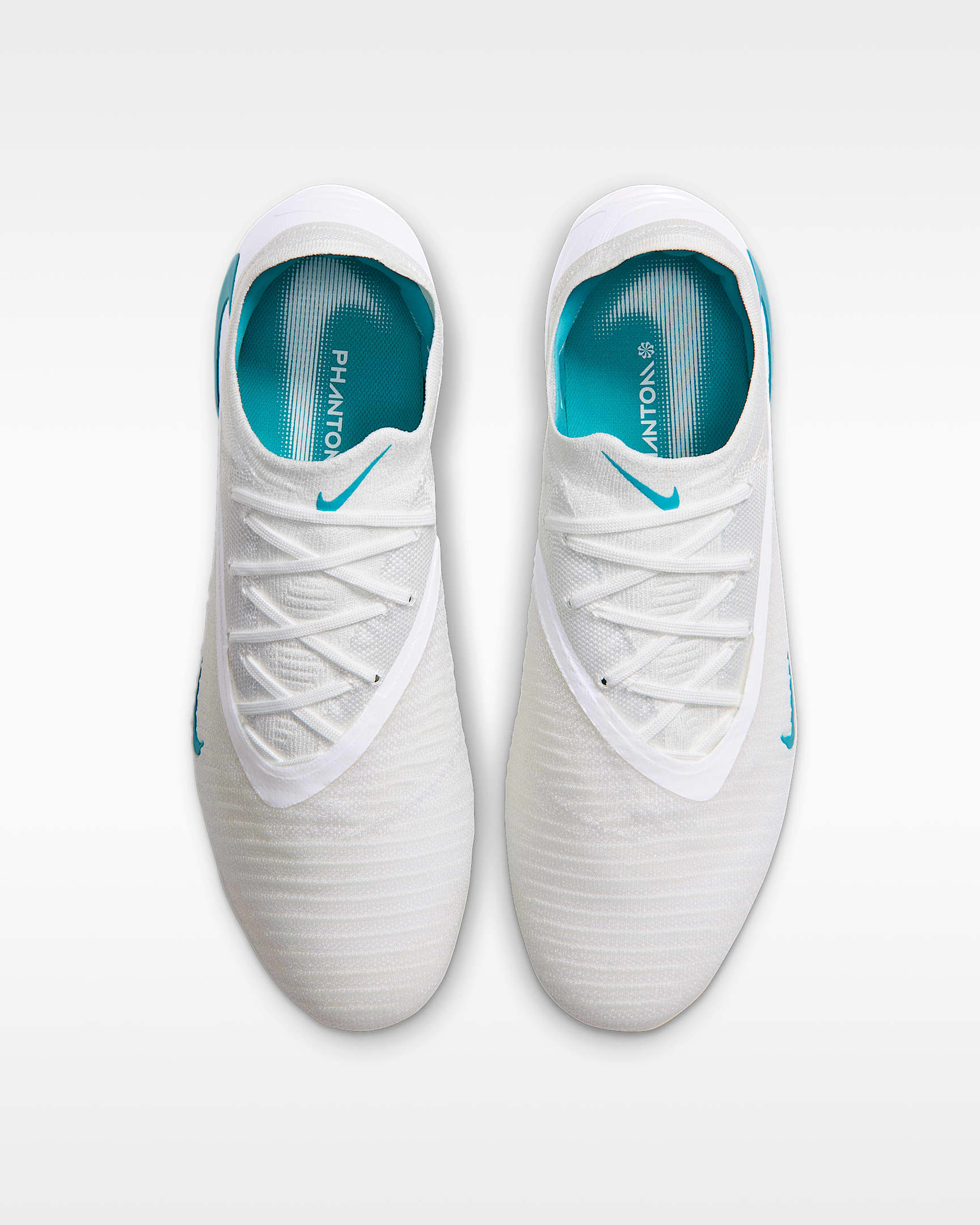 Nike Phantom 6 Low Elite Fußballschuh für normalen Rasen - Weiß/Weiß/Dusty Cactus