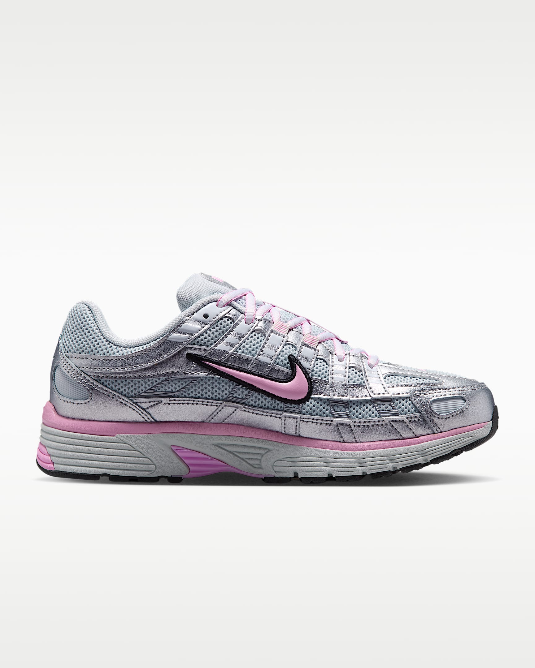 Nike P-6000 női cipő - Pure Platinum/Metallic Silver/Fekete/Pink Rise