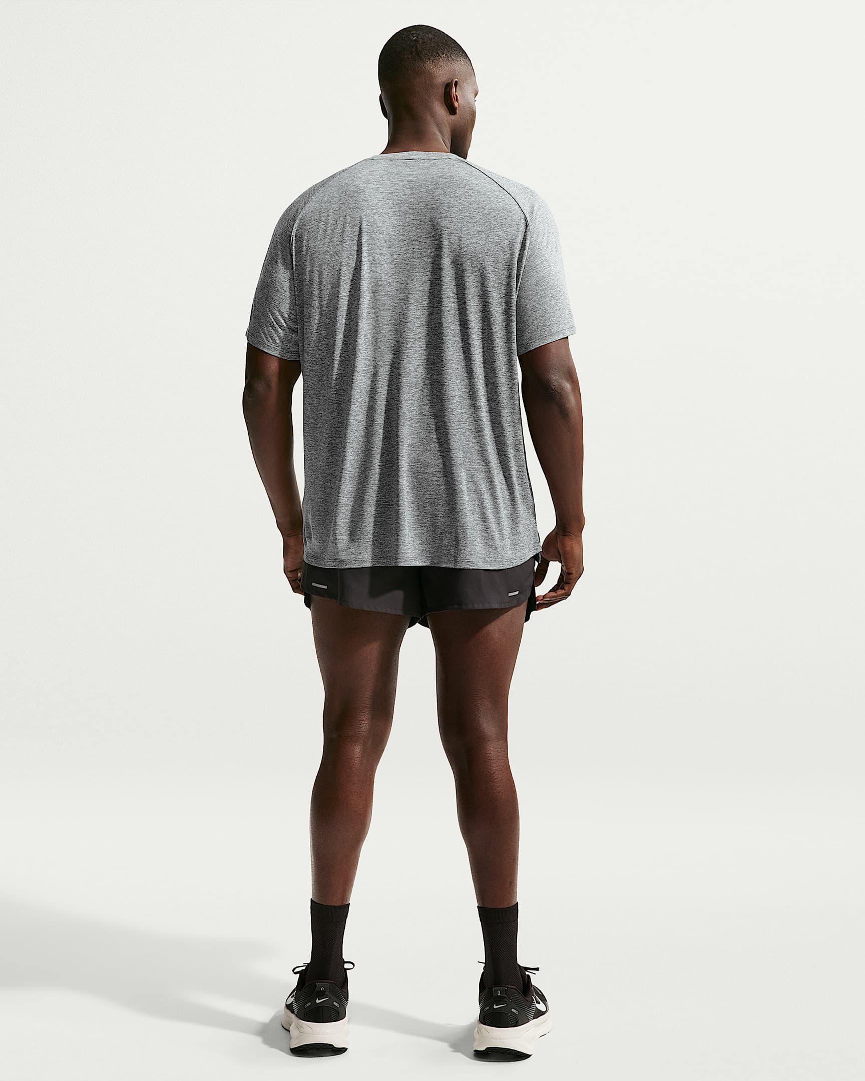Nike Stride Men's Dri-FIT ADV Short-Sleeve Running Top - Smoke Grey/Heather