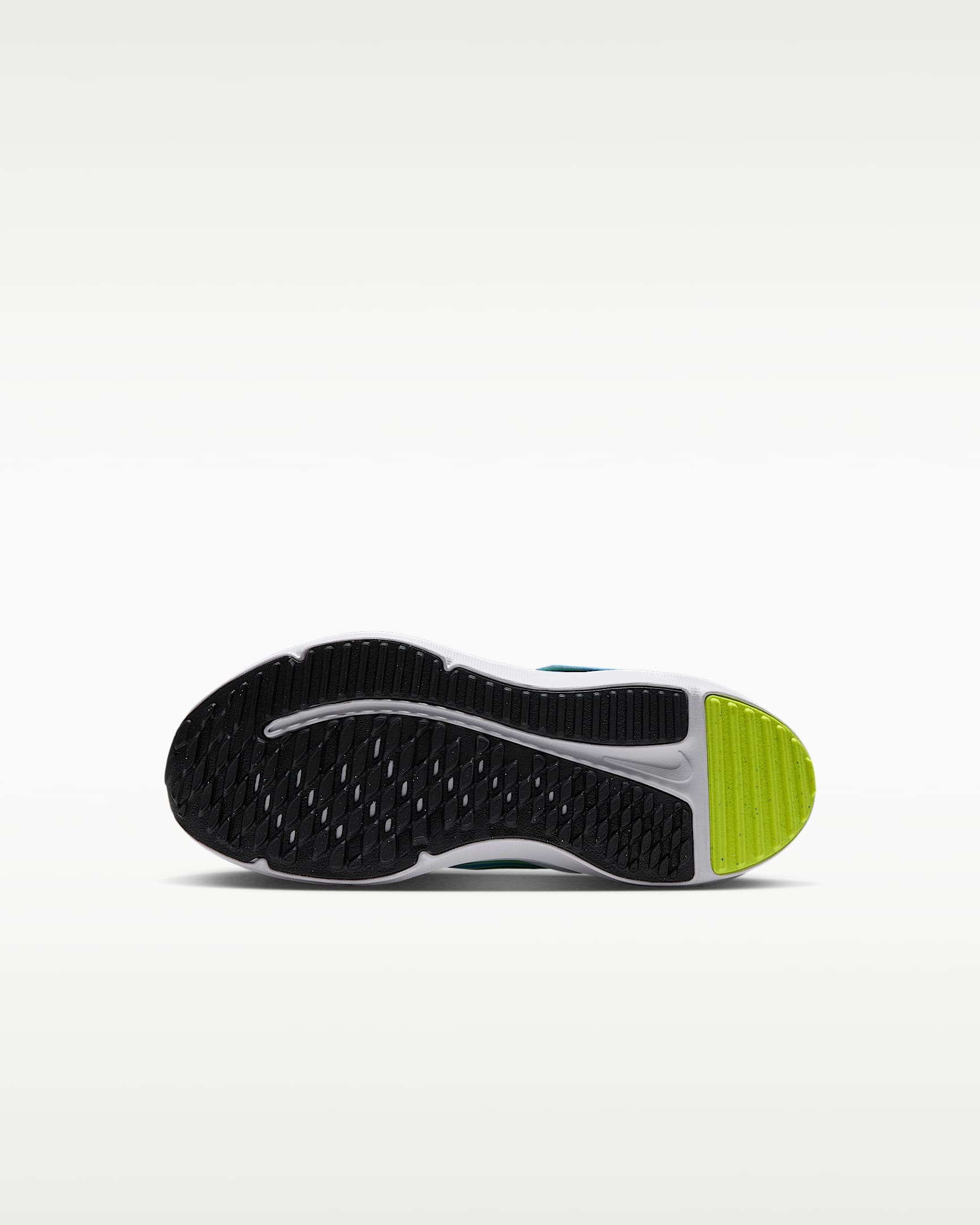 Tenis de correr en pavimento para niños de preescolar Nike Cosmic ...
