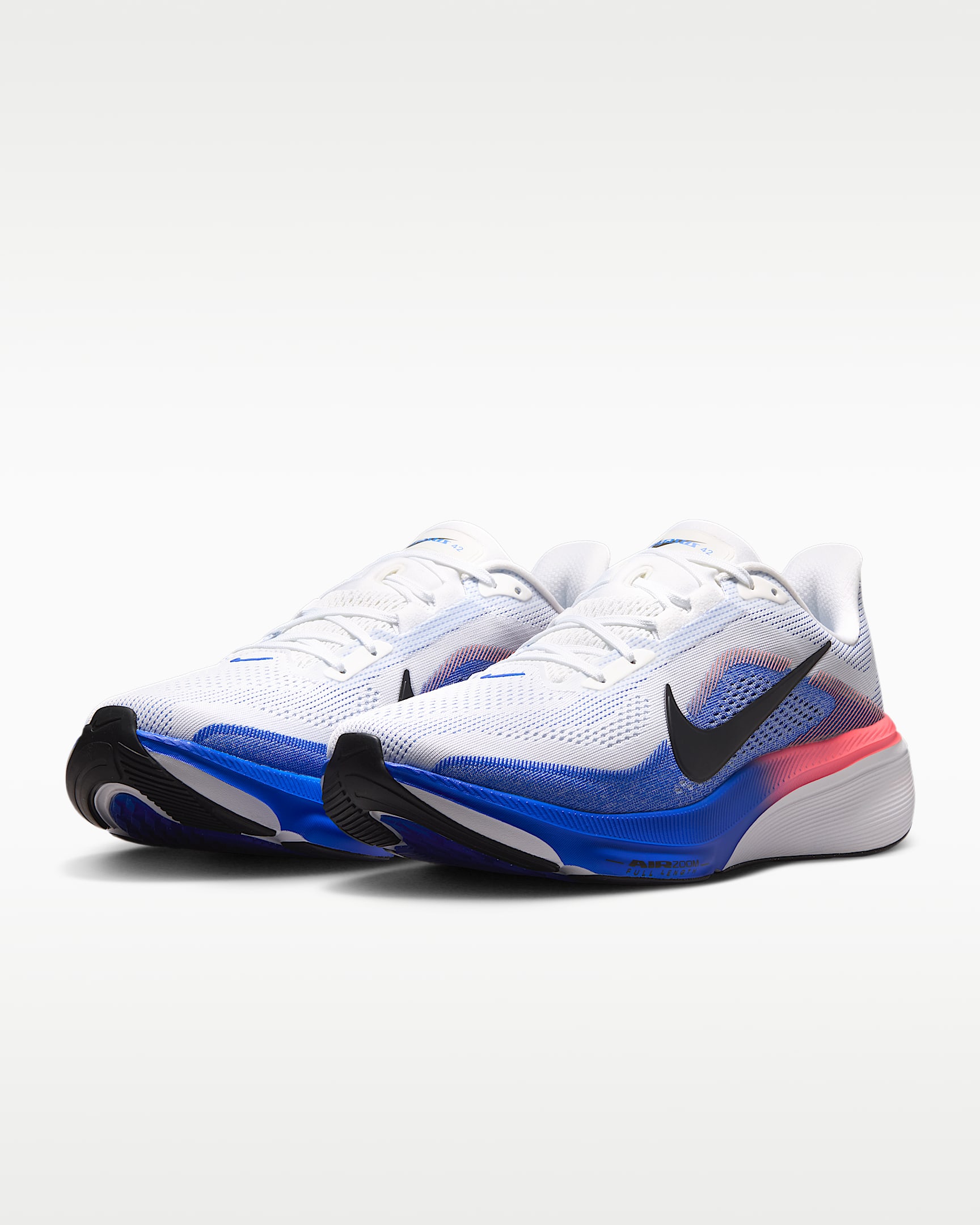 Nike Pegasus 42 Straßenlaufschuh (Herren) - Weiß/Racer Blue/Atomic Pink/Schwarz