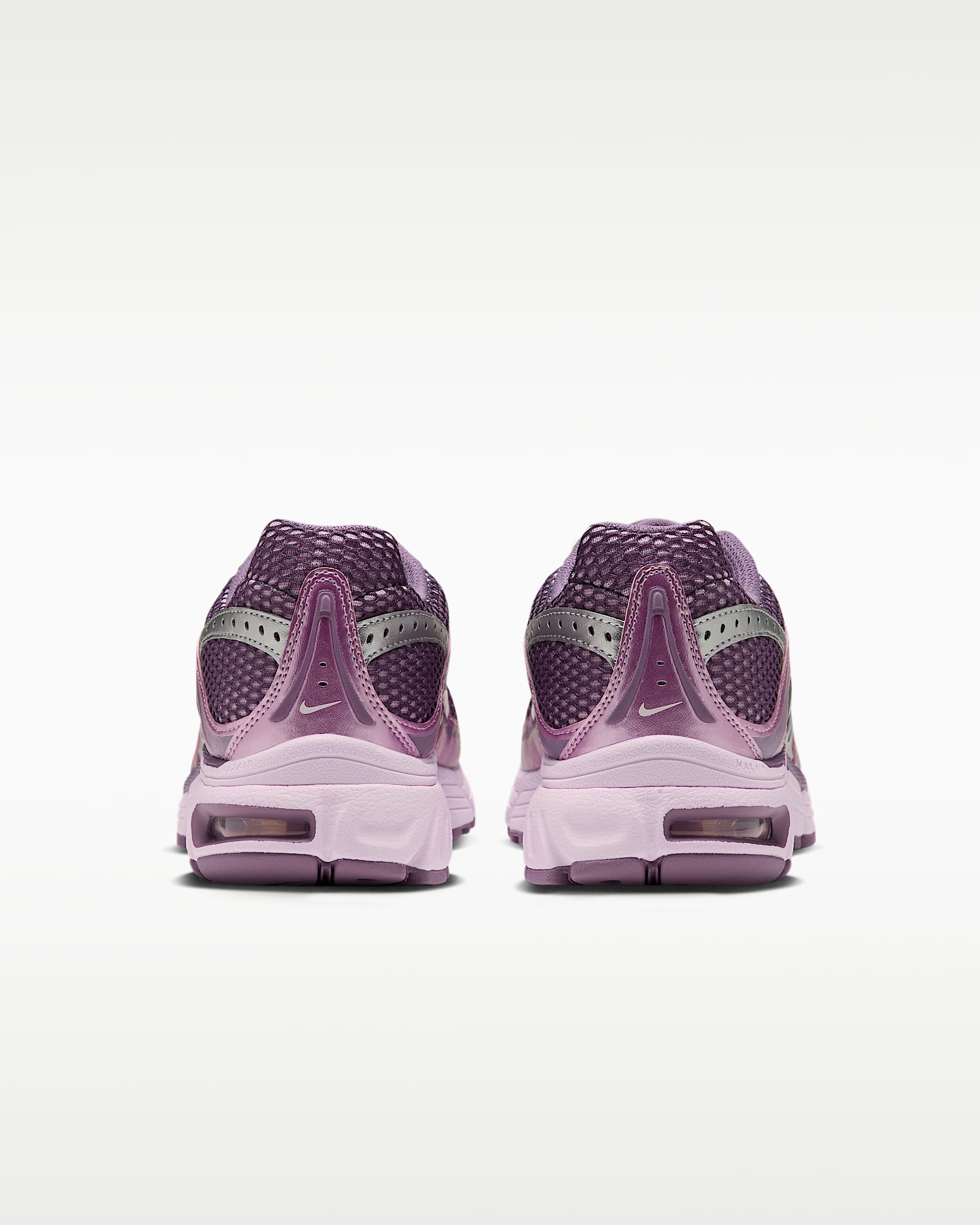 Chaussure avec détails réfléchissants Nike Air Max Moto 2K pour femme - Pink Foam/Violet Dust/Metallic Silver/Pearl Pink