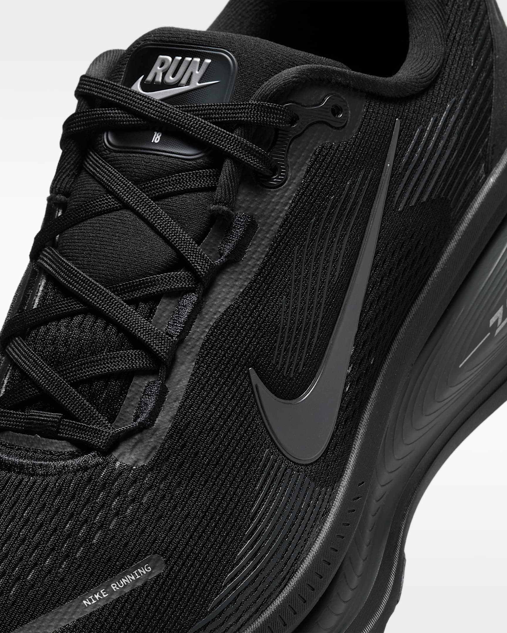 Nike Vomero 18 férfi országúti futócipő - Fekete/Dark Smoke Grey/Light Smoke Grey/Fekete