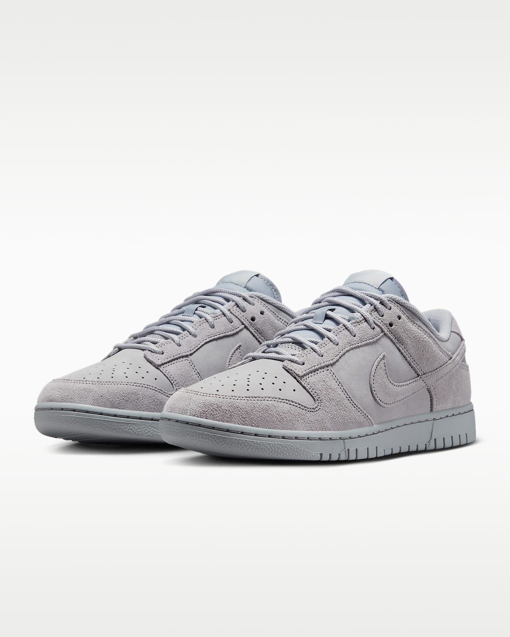 Nike Dunk Low Retro SE Men's Shoes - Wolf Grey/Wolf Grey