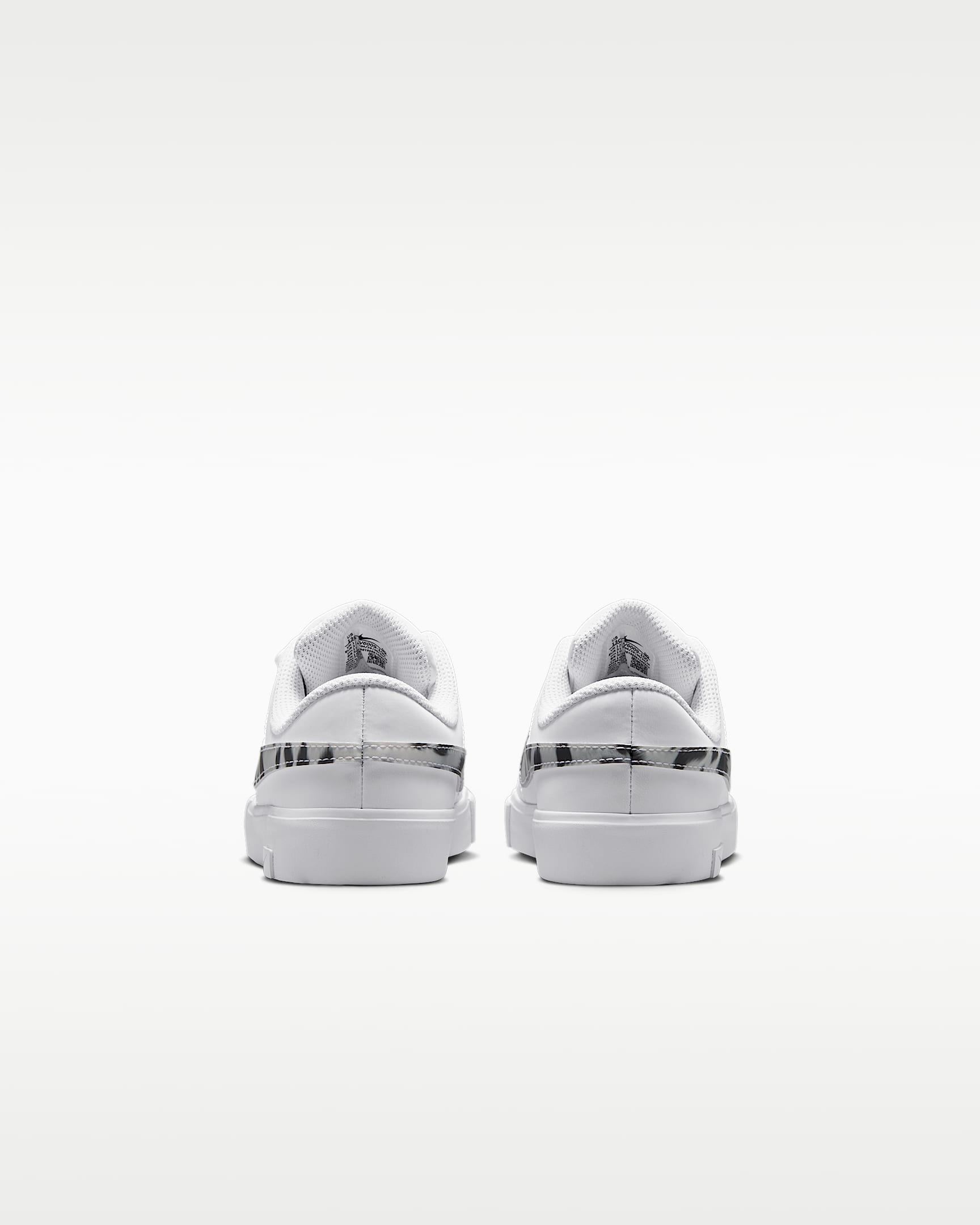 Nike Tennis Essential Sabatilles - Nen/a petit/a - Blanc/Negre