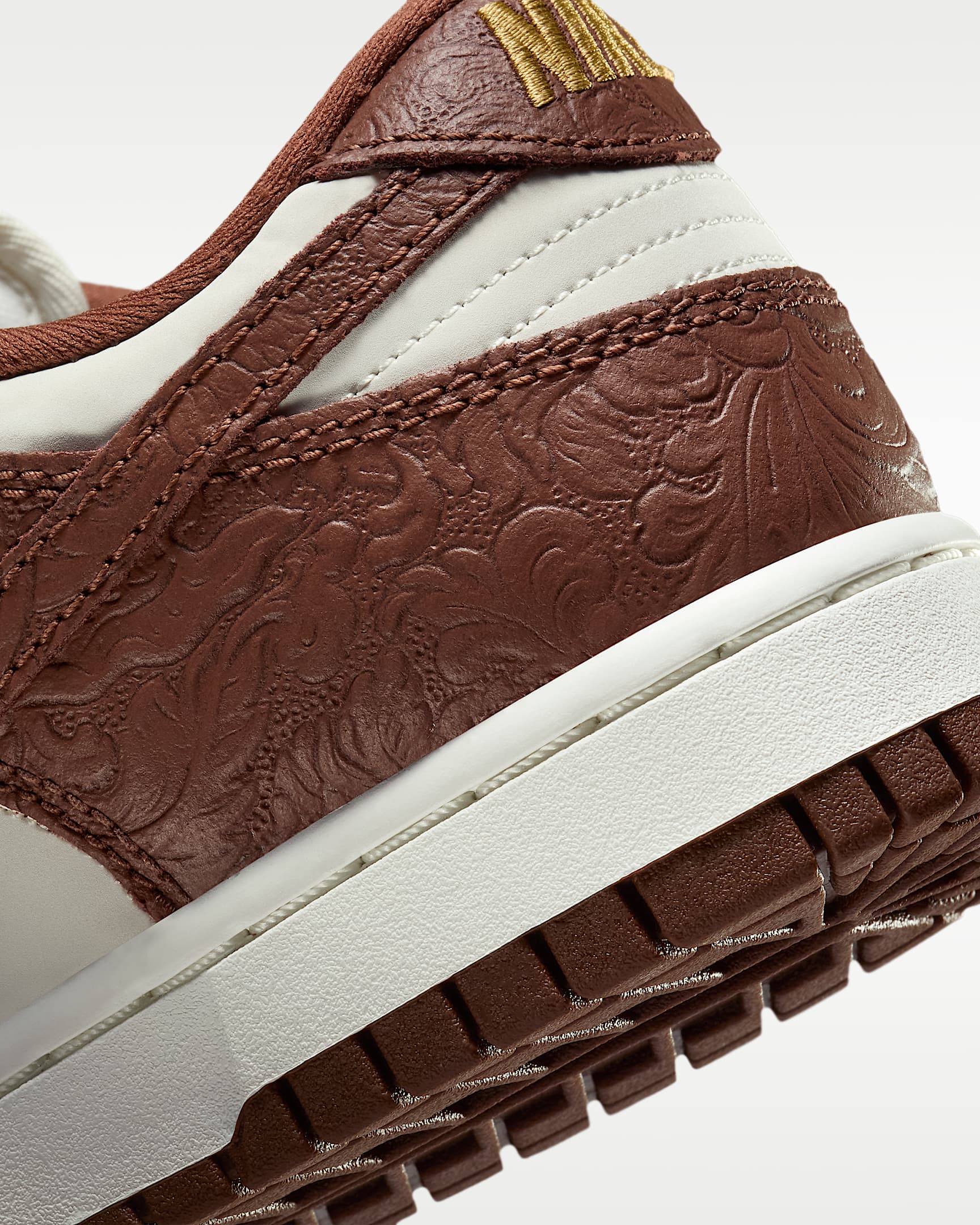 Nike Dunk Low Women's Shoes - Sail/Sail/Metallic Gold/Fauna Brown