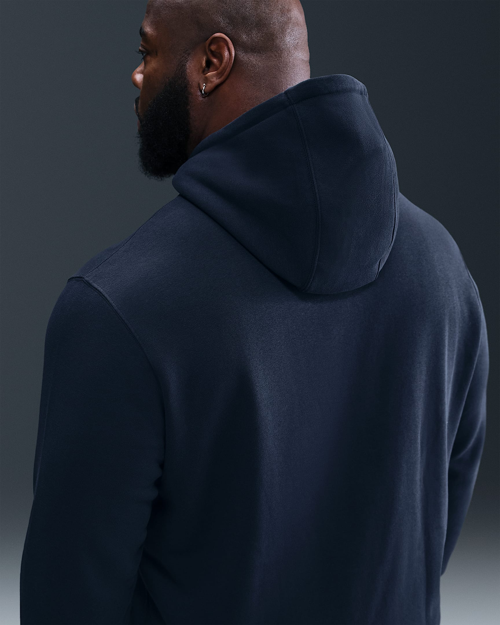 Felpa pullover in fleece con cappuccio Nike Club – Uomo - Ossidiana/Ossidiana/Bianco