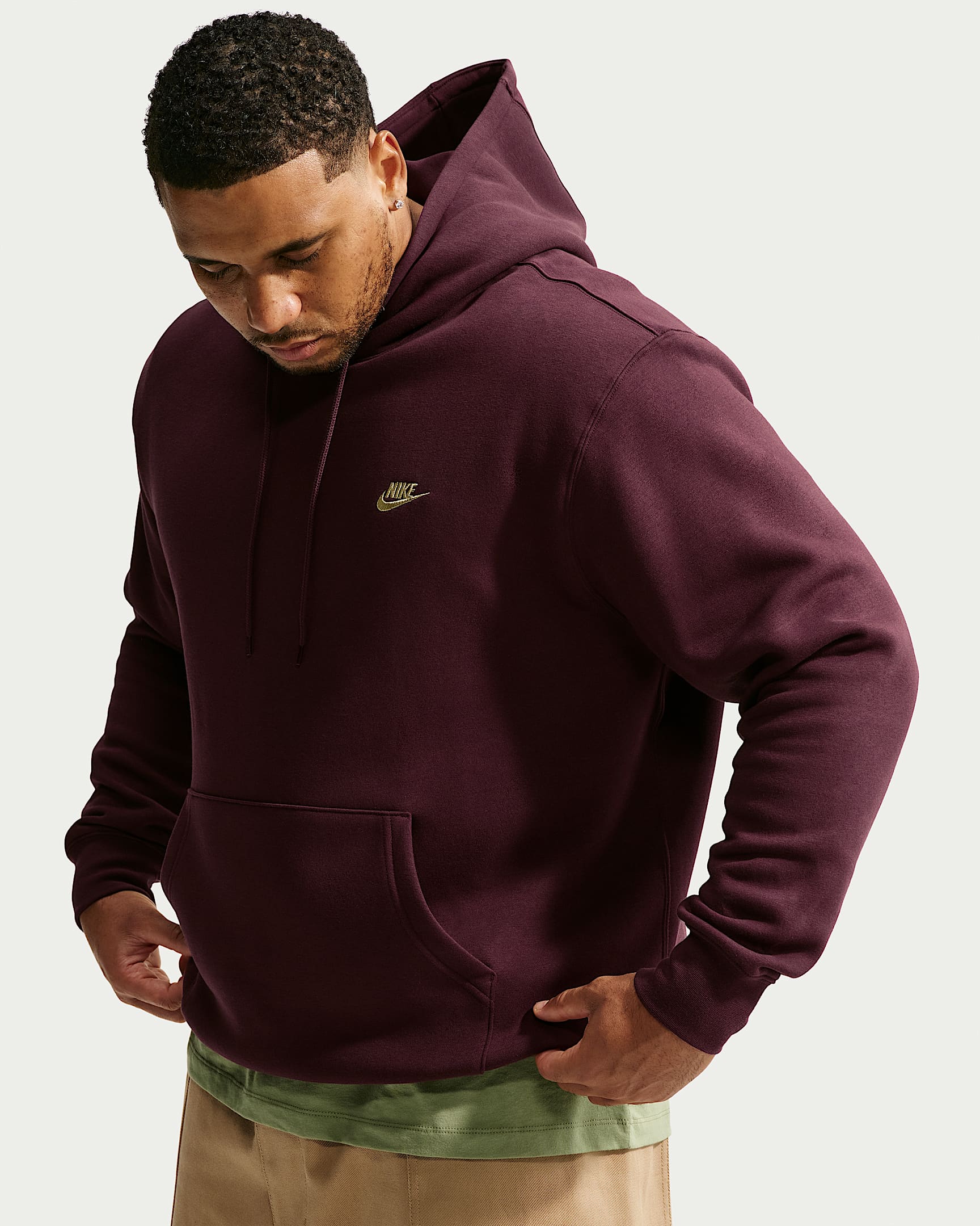 Nike Club Men's Pullover Fleece Hoodie - Burgundy Crush/Burgundy Crush/Metallic Gold