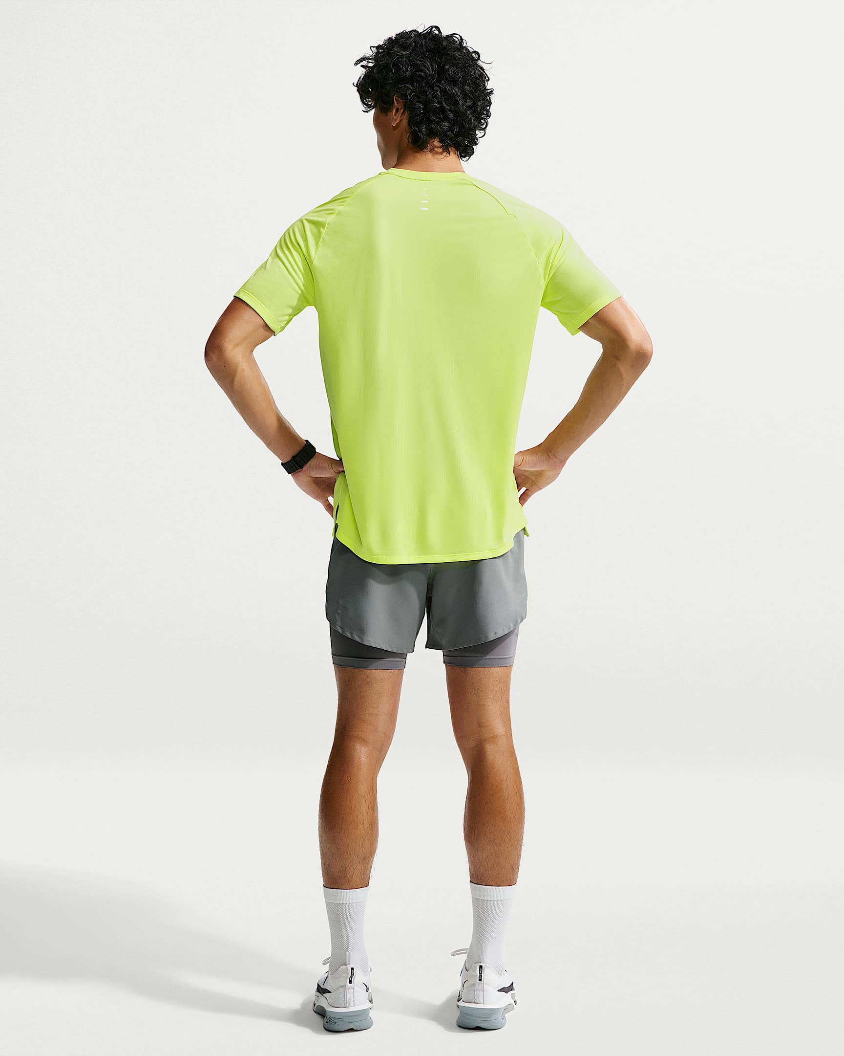 Nike Stride Men's Dri-FIT ADV Short-Sleeve Running Top - Light Lemon Twist