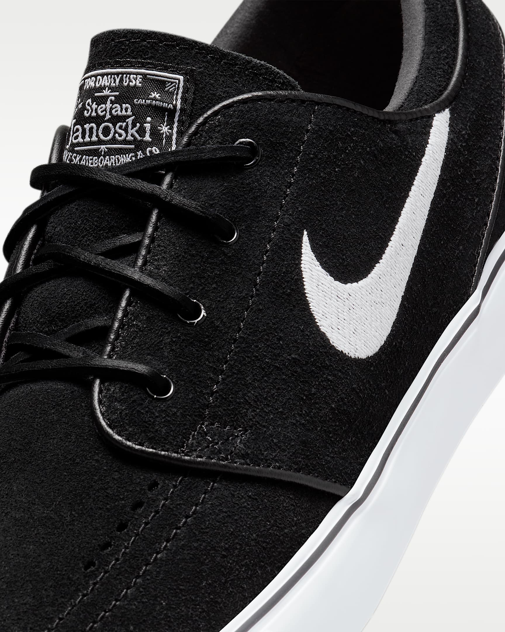 Buty do skateboardingu Nike SB Zoom Janoski OG+ - Czerń/Czerń/Biel/Biel