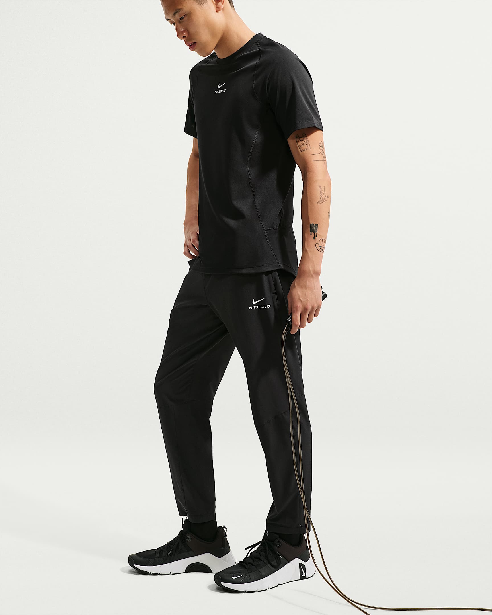 Nike Pro Training Men's Dri-FIT Pants - Black/White