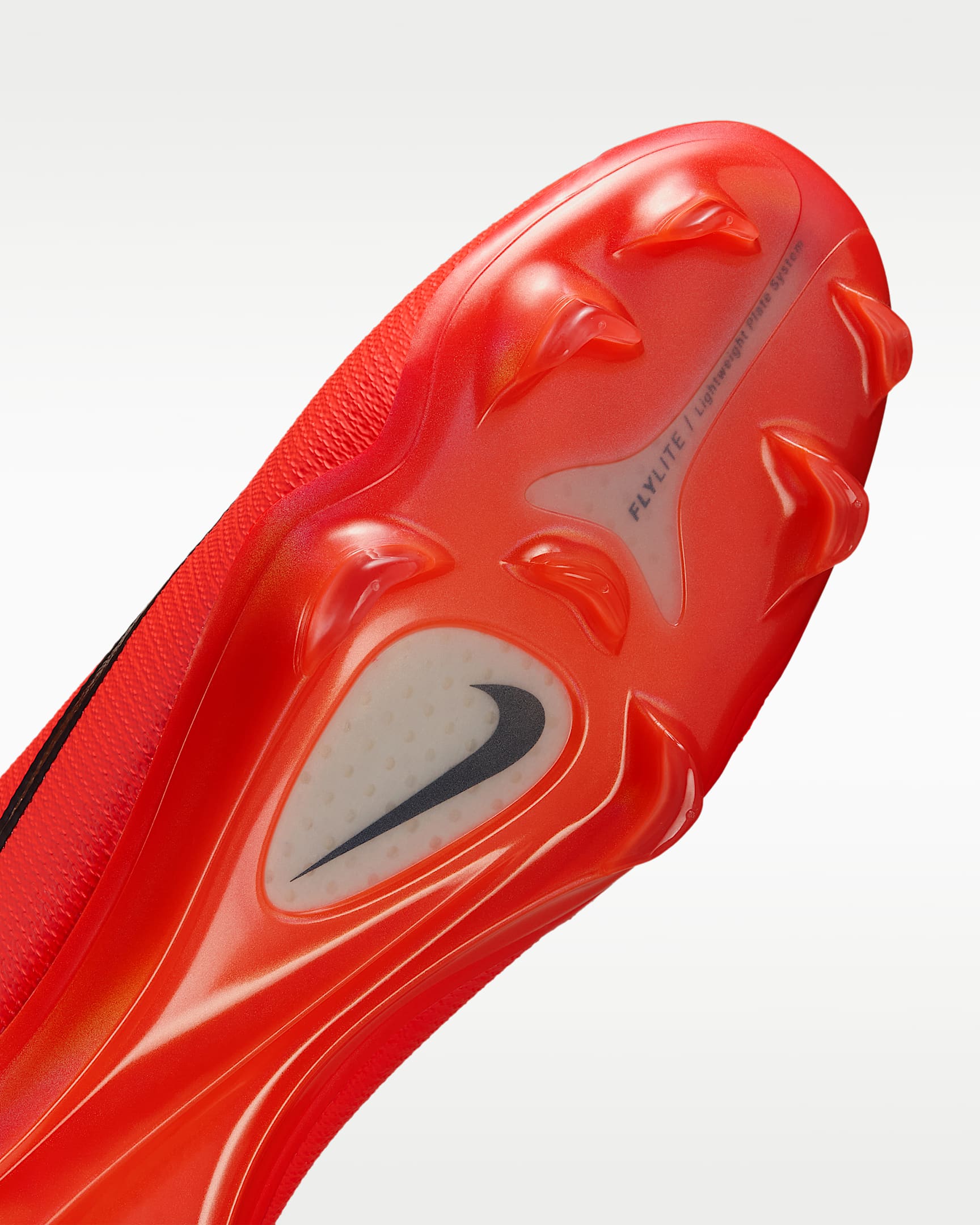 Nike Mercurial Vapor 17 Elite Firm-Ground Low-Top Football Boots - Bright Crimson/Blur