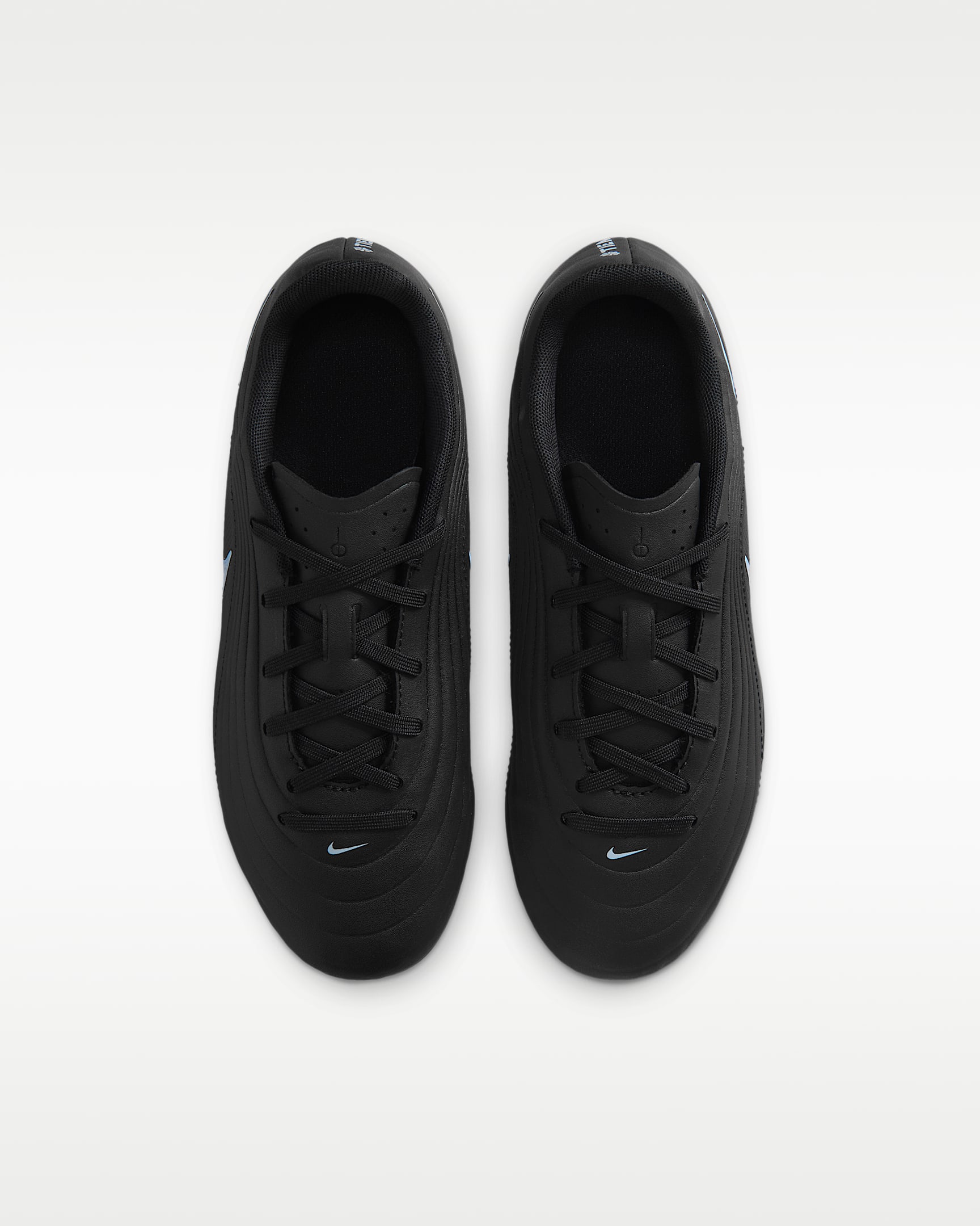 Nike Jr. Tiempo Maestro Club Low-Top Fußballschuh für verschiedene Böden (ältere Kinder) - Schwarz/Ice Blue