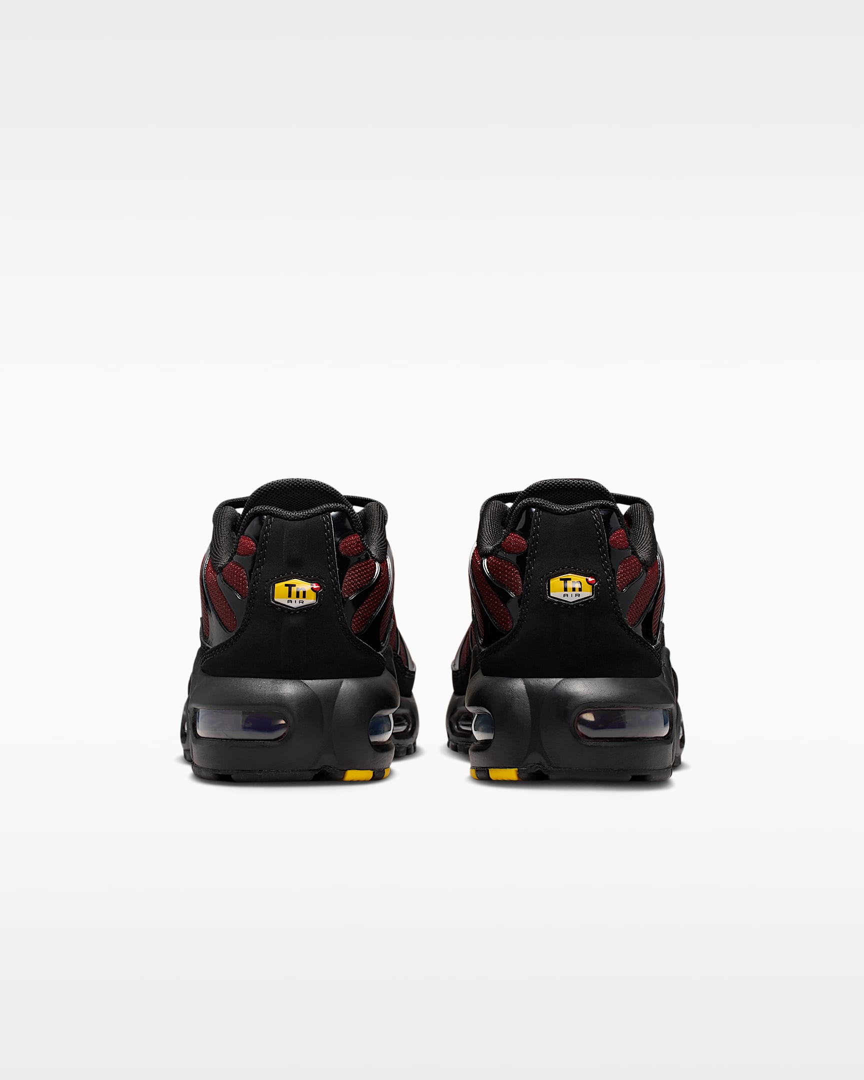 Chaussure Nike Air Max Plus pour ado - Tough Red/Noir/Mystic Dates/Grey Fog