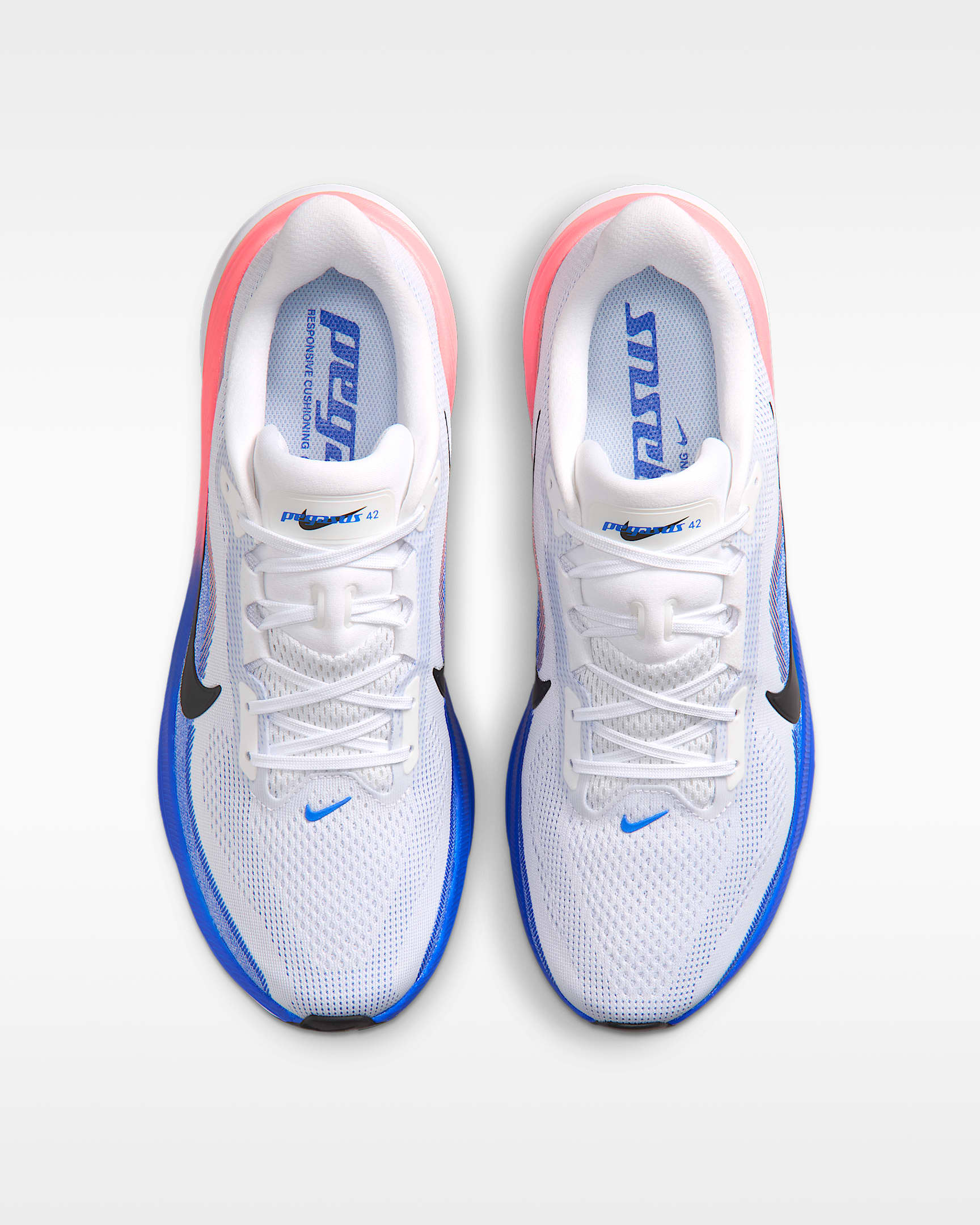 Nike Pegasus 42 Straßenlaufschuh (Herren) - Weiß/Racer Blue/Atomic Pink/Schwarz