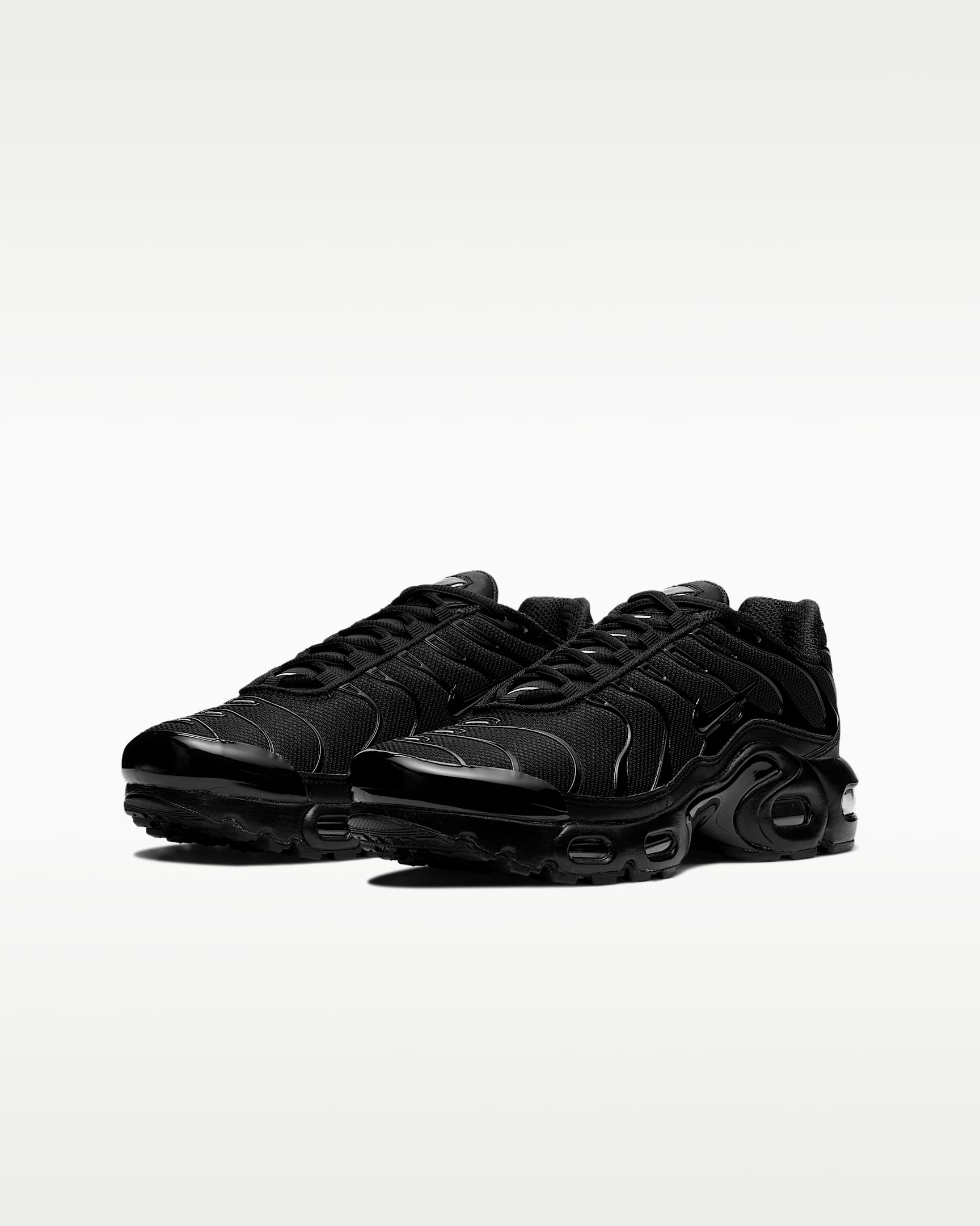 Nike Air Max Plus Older Kids' Shoes - Black/Black/Black