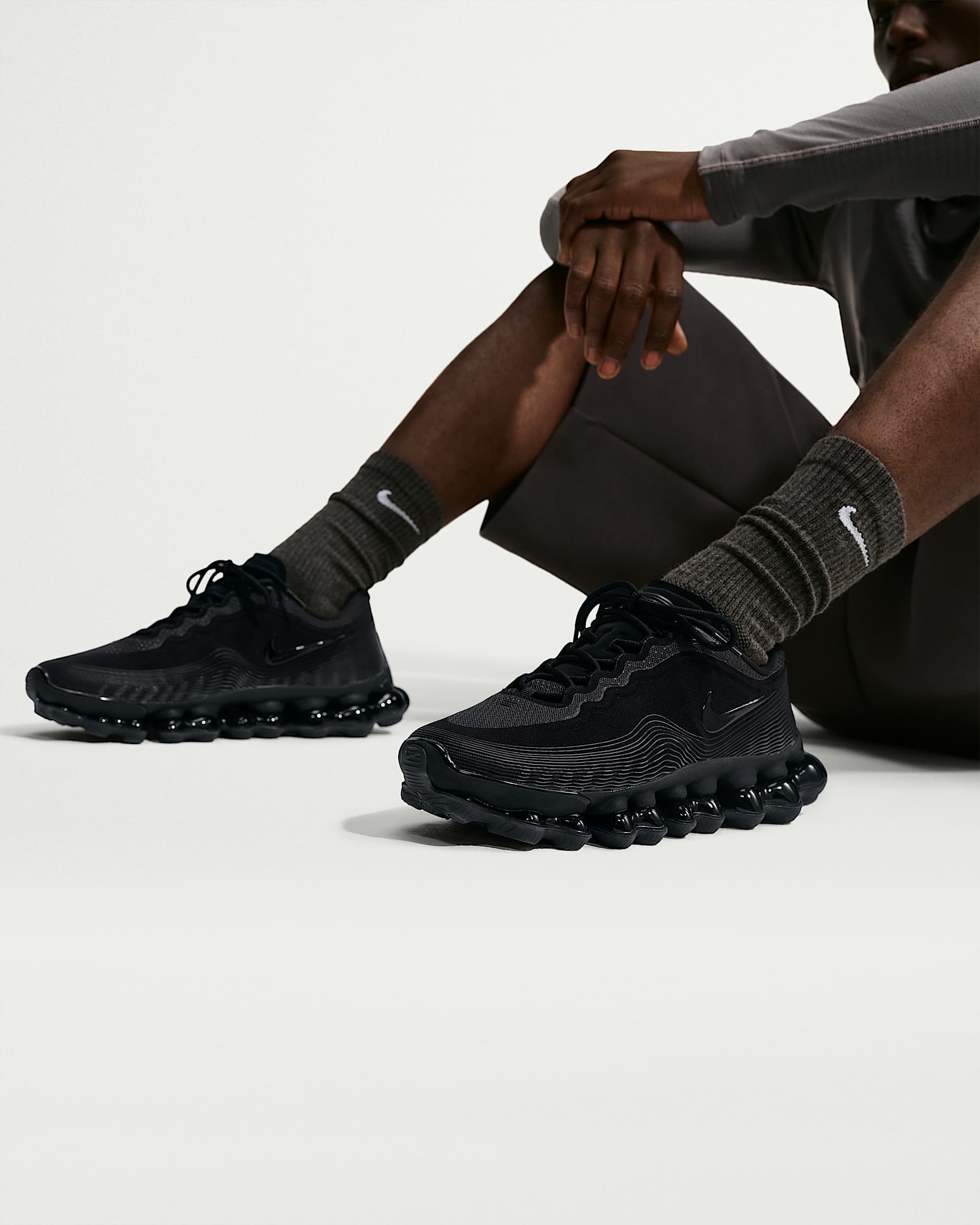 Nike Air Liquid Max Men's Shoes - Black/Anthracite/Smoke Grey/Black