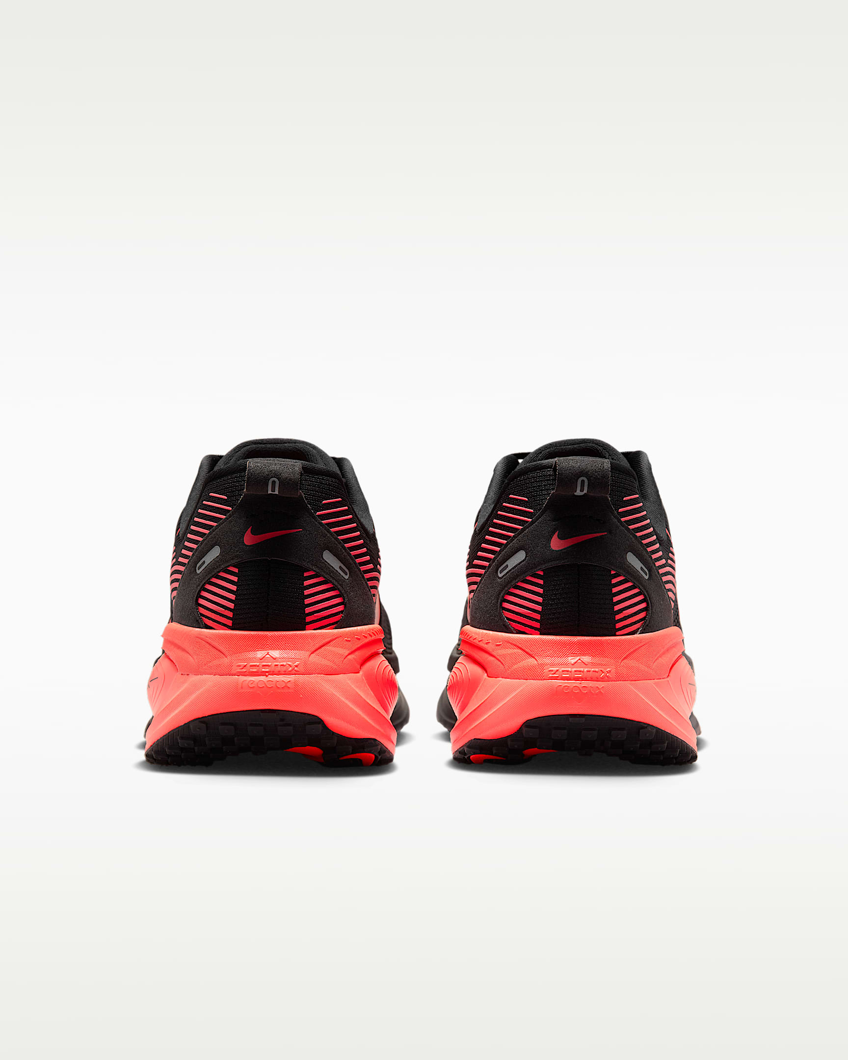 Nike Vomero 18 Men's Road Running Shoes - Black/University Red/Anthracite/Bright Crimson