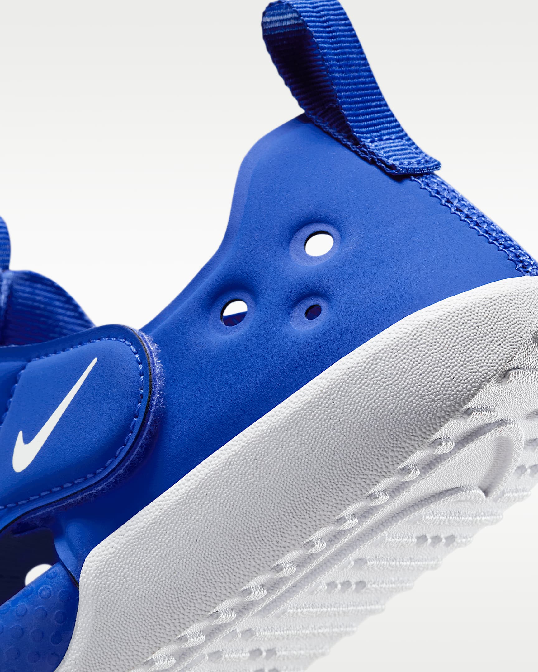 Nike Sunray Protect 4 Little Kids' Sandals - Game Royal/White