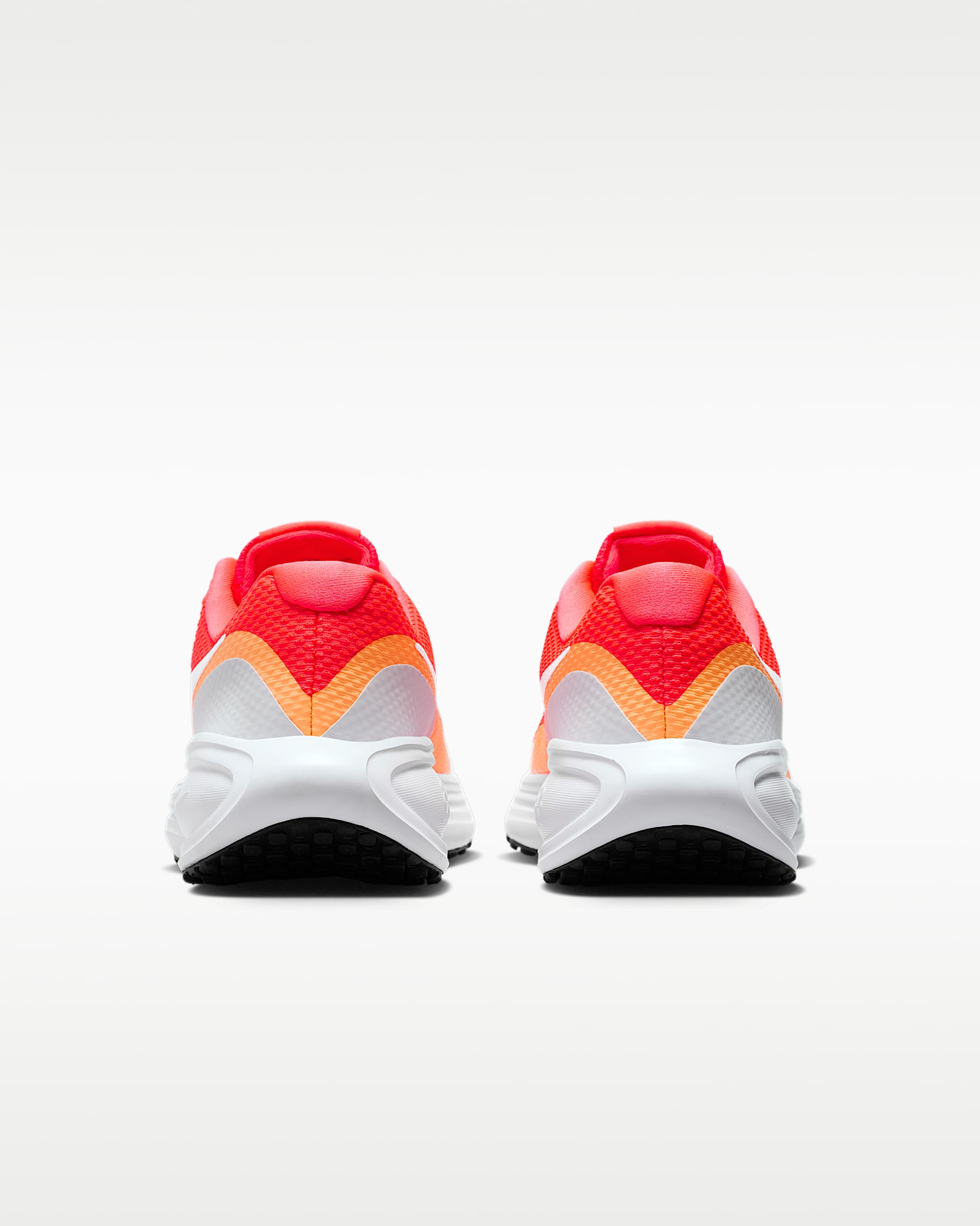 Nike Revolution 8 女款路跑鞋 - Hot Lava/Orange Pulse/黑色/白色