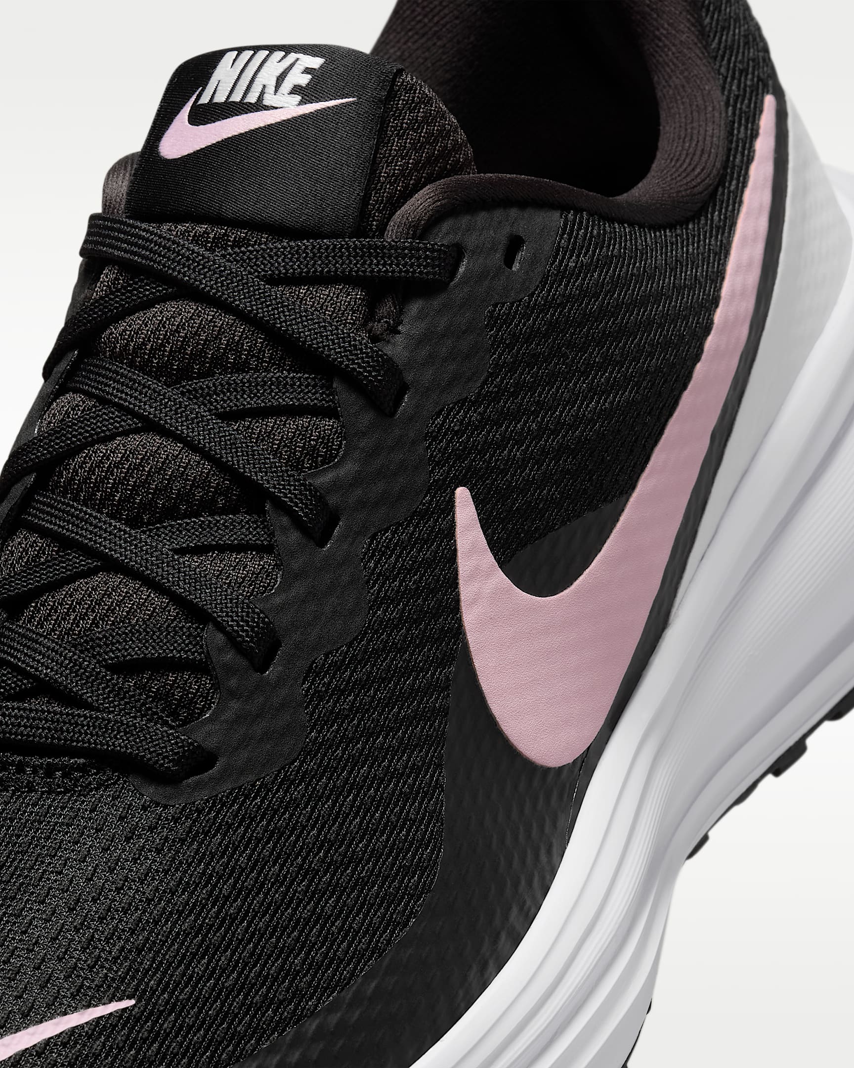 Nike Revolution 8 Straßenlaufschuh (Damen) - Schwarz/Weiß/Anthracite/Pink Foam