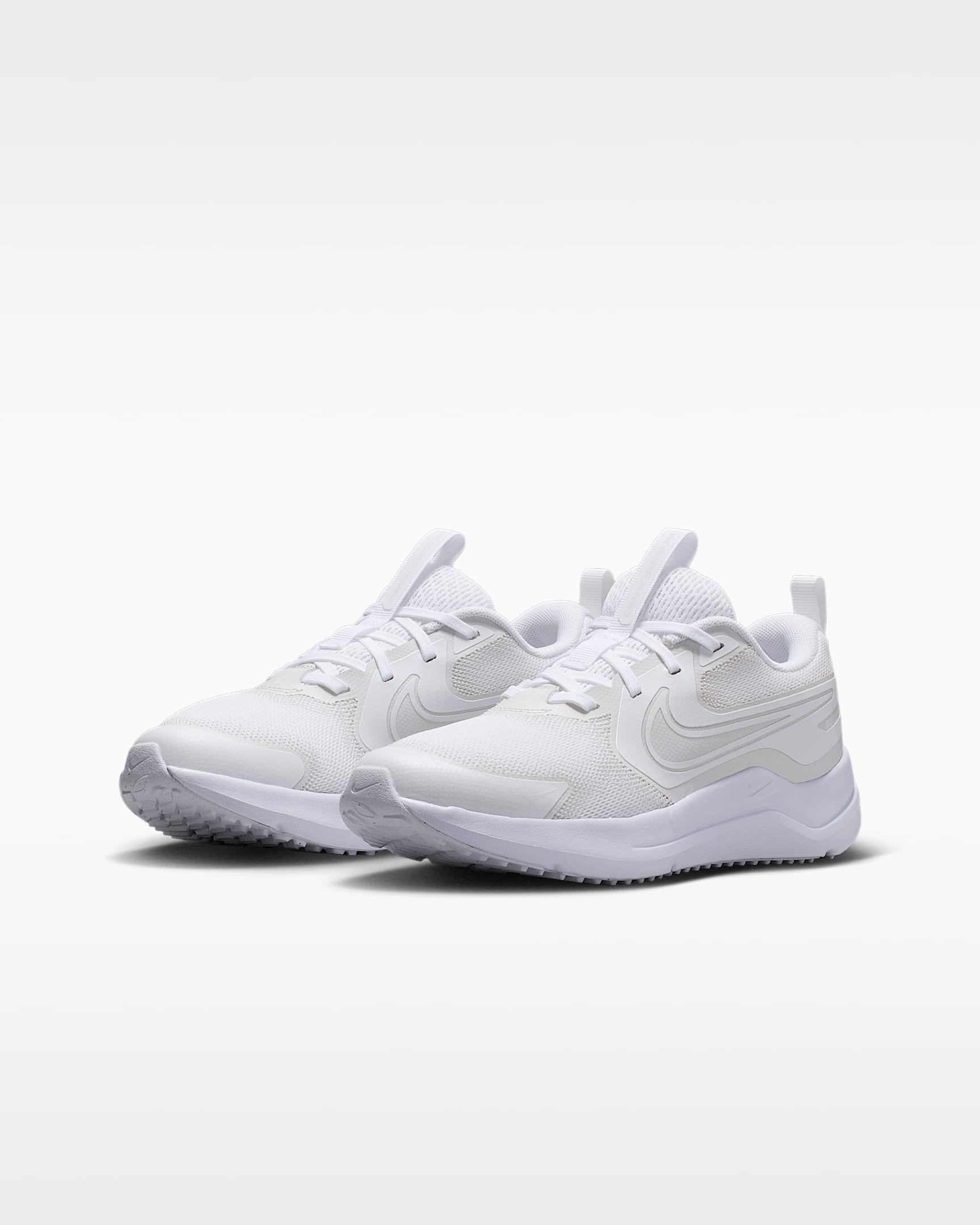 Nike Cosmic Runner Older Kids' Road Running Shoes - White/White/Platinum Tint