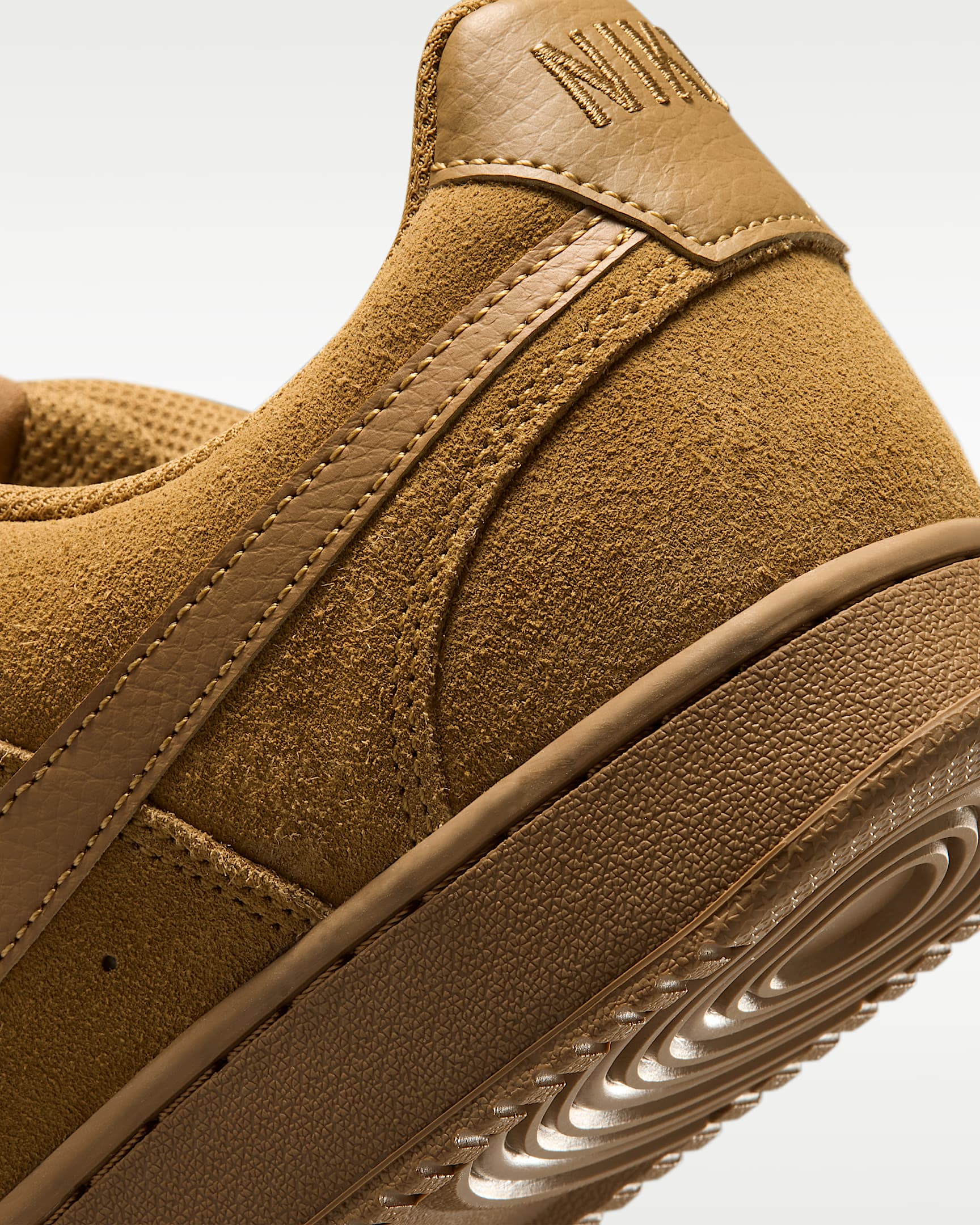 Chaussure Nike Court Vision Low Suede Premium pour homme - Wheat/Flax/Wheat