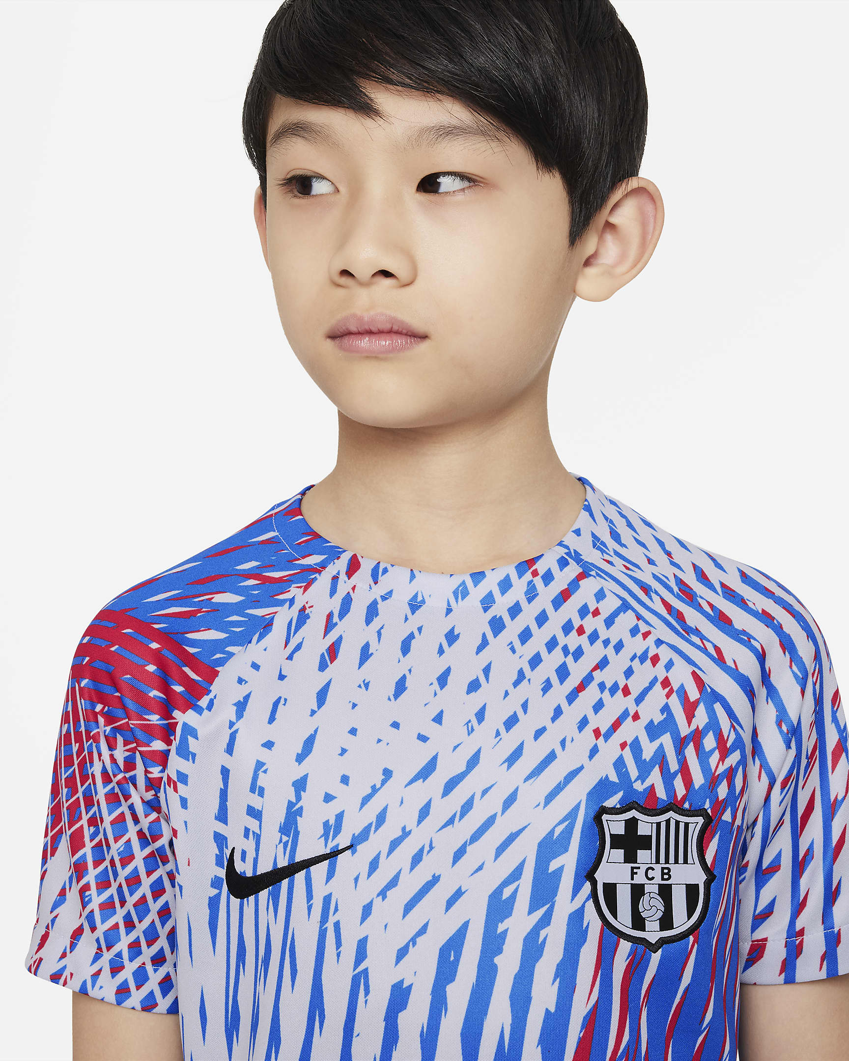 F.C. Barcelona Older Kids' Nike Dri-FIT Pre-Match Football Top. Nike SK