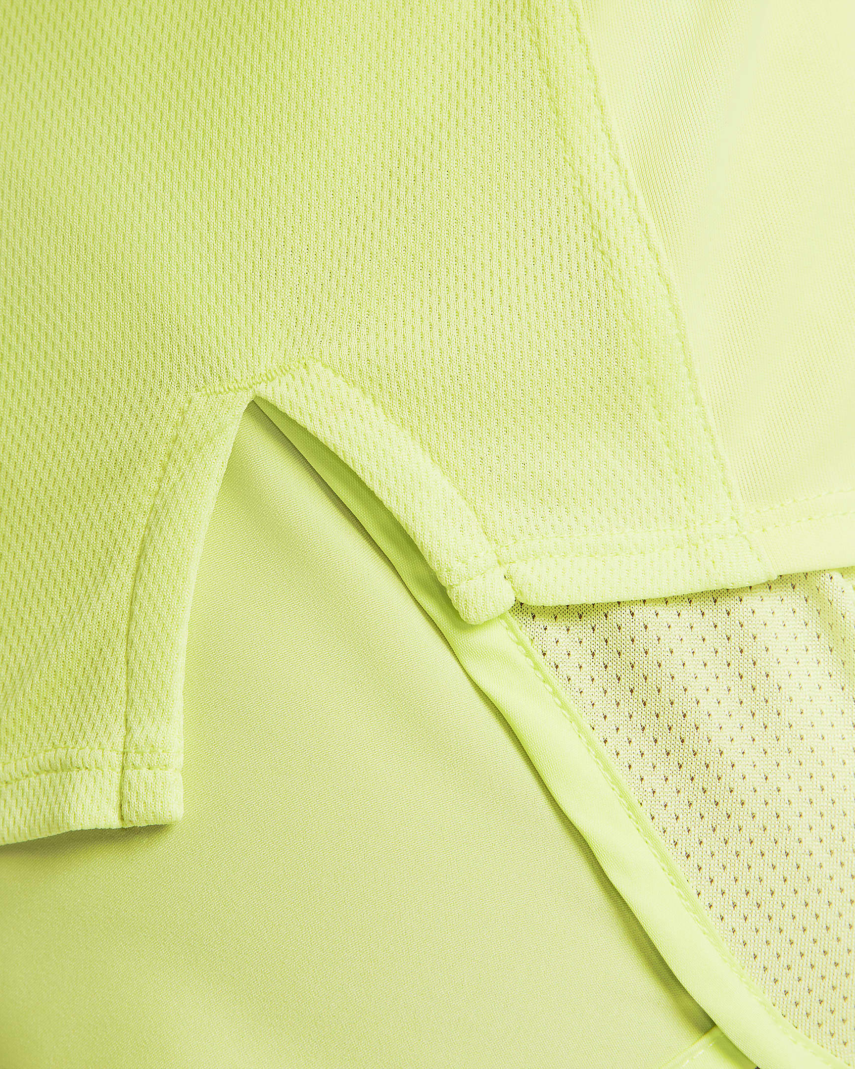 Nike DriFIT Race Women's ShortSleeve Running Top. Nike LU