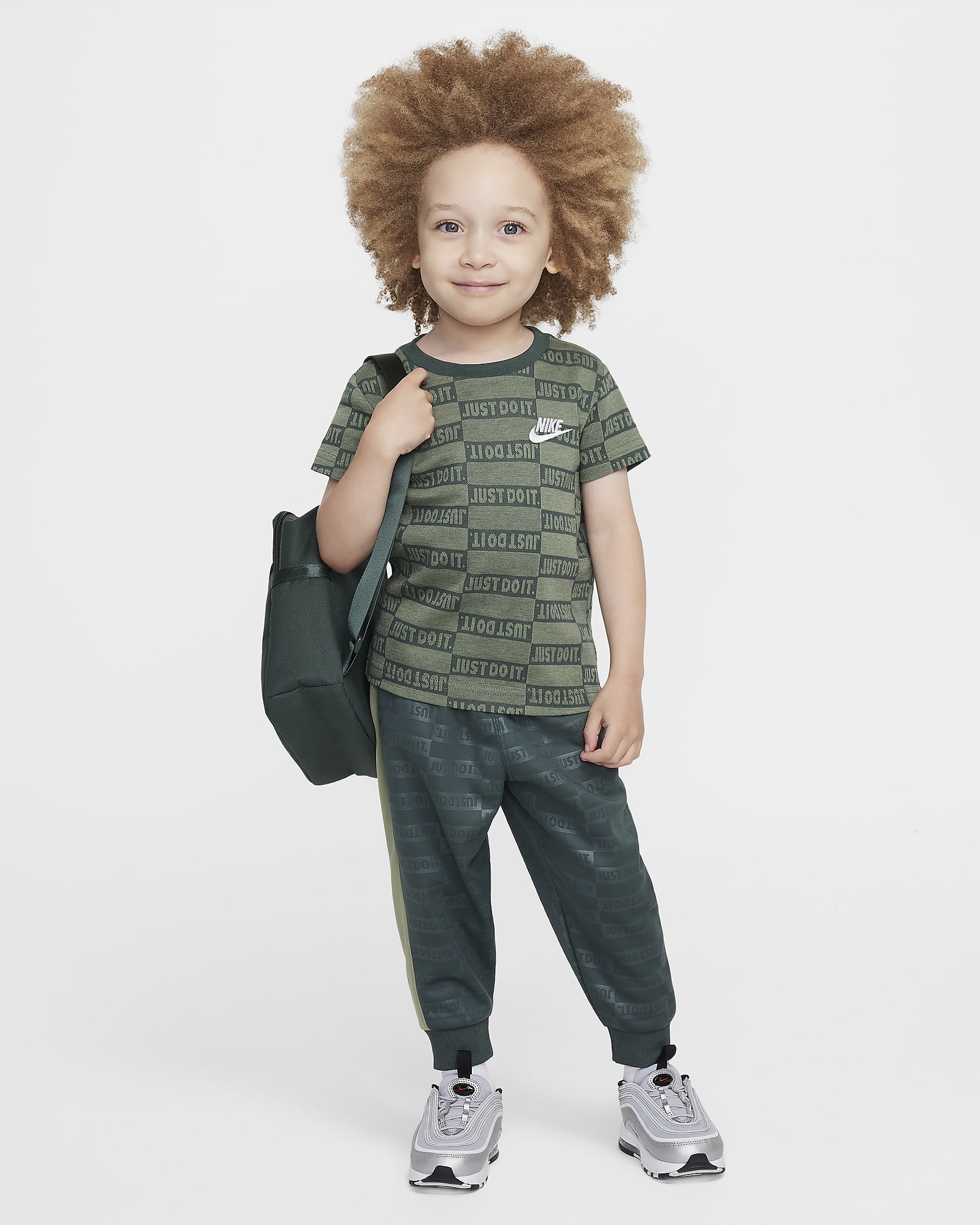 Playera de jacquard infantil Nike "Just Do It" - Verde aceite