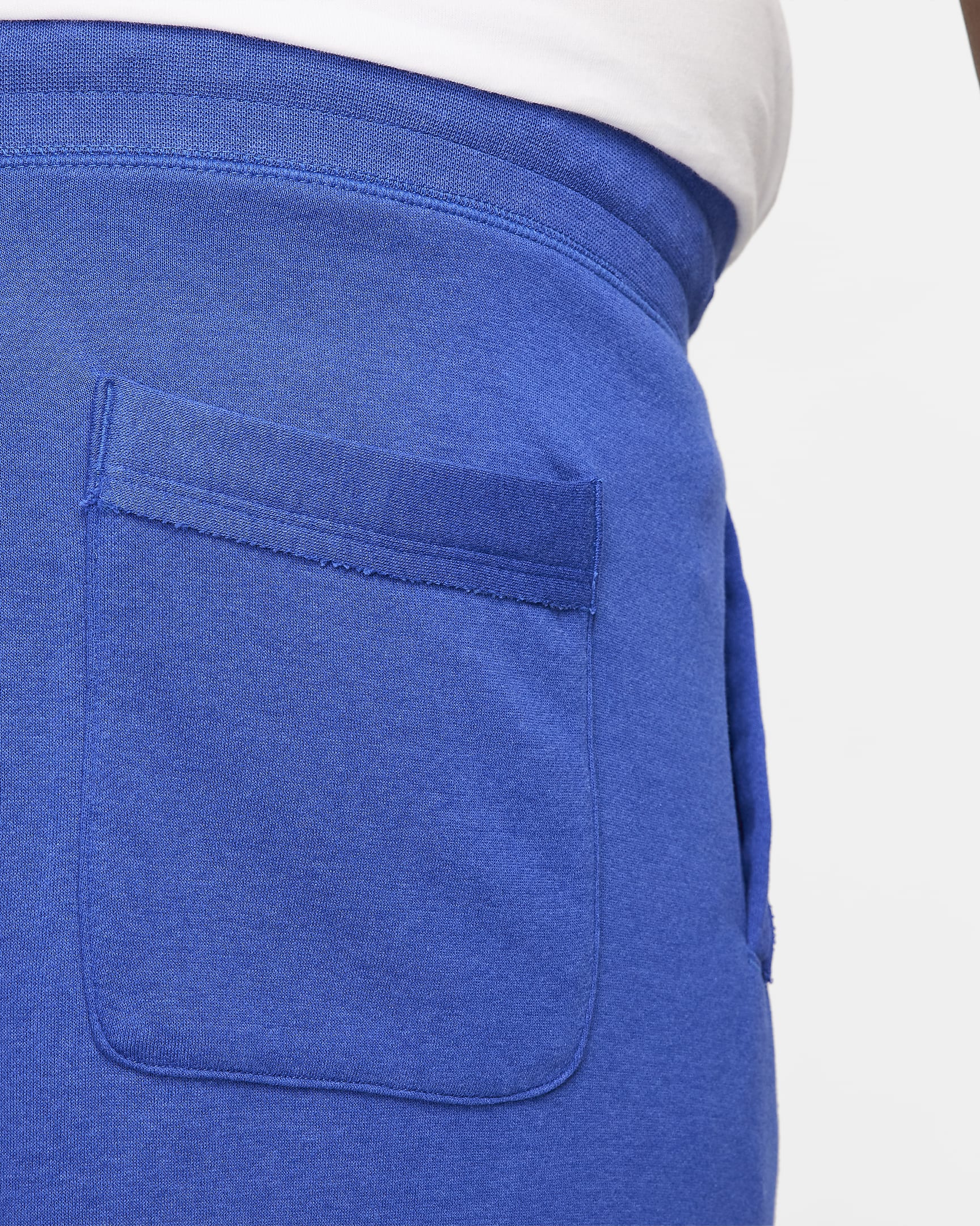 Nike Club Alumni Men's French Terry Shorts - Game Royal/White/White