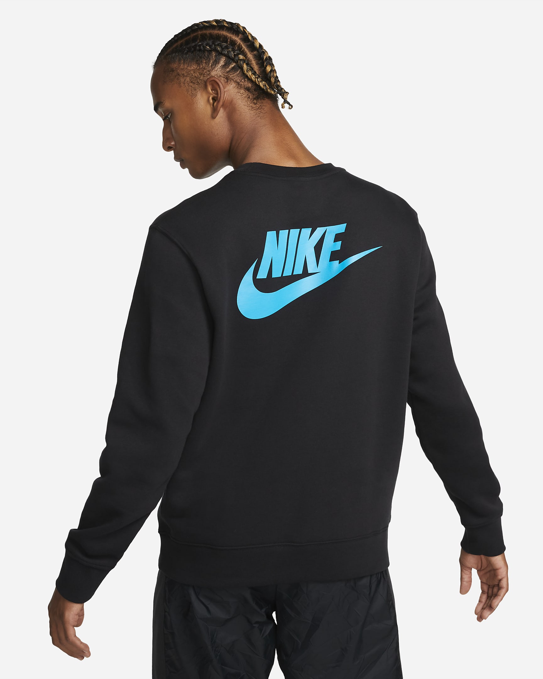 Nike Sportswear Standard Issue Men's CrewNeck Sweatshirt. Nike HR