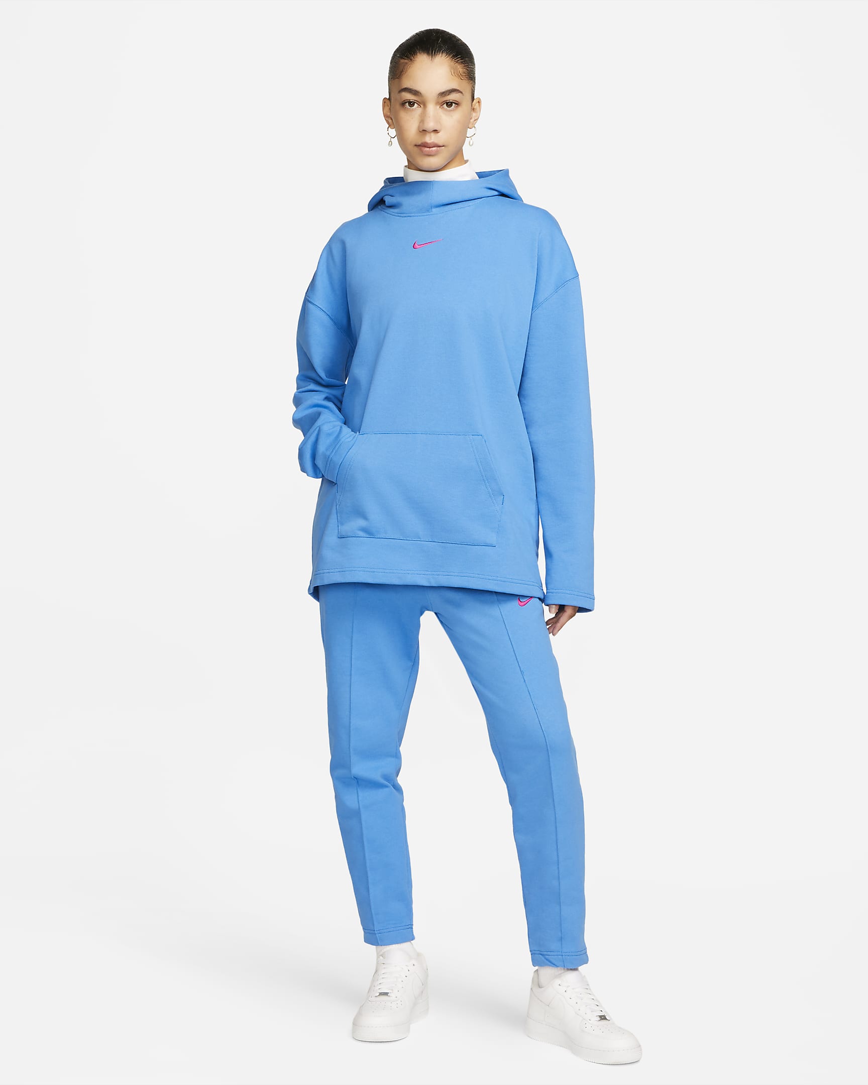 Nike Sportswear Oversized Fleece FunnelNeck Hoodie. Nike IL