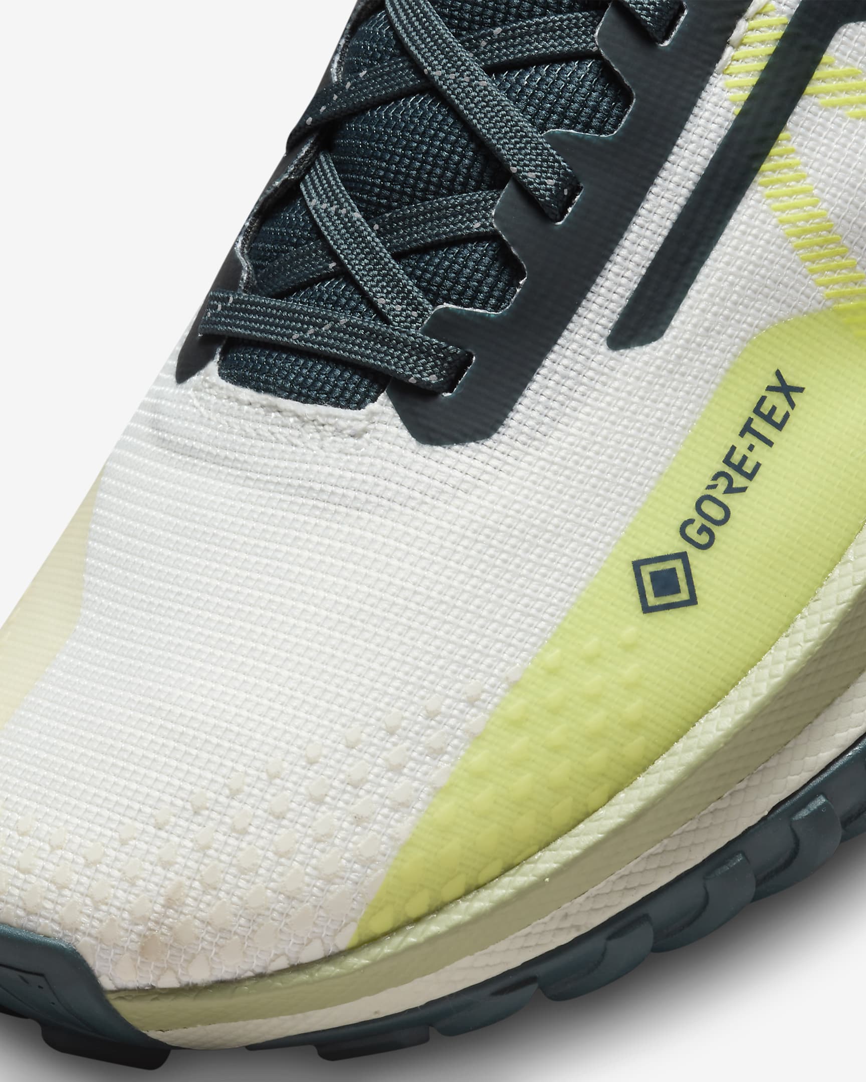 Nike Pegasus Trail 4 GORE-TEX Women's Waterproof Trail Running Shoes ...