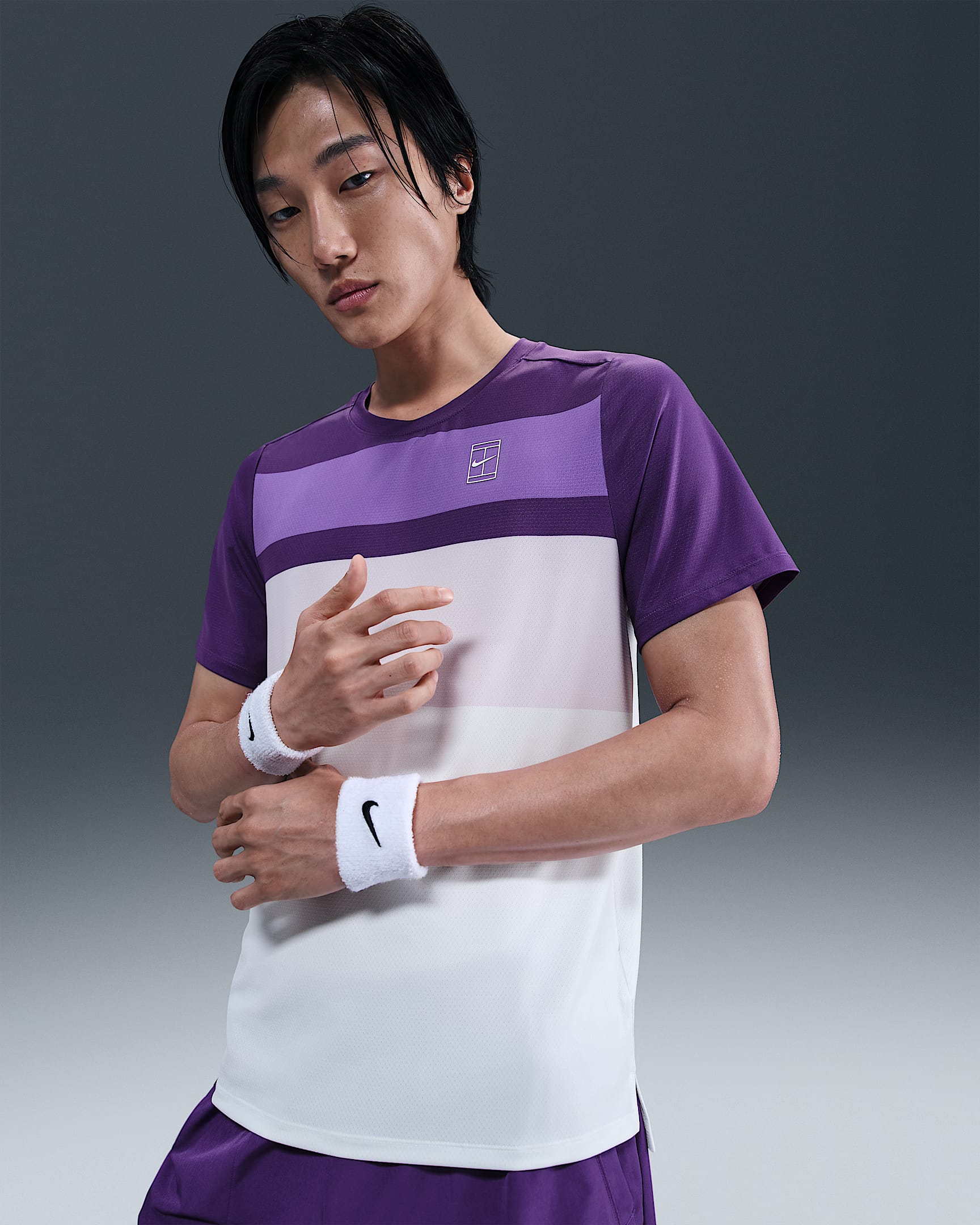 NikeCourt Advantage Men's Tennis Top - Wild Grape/White