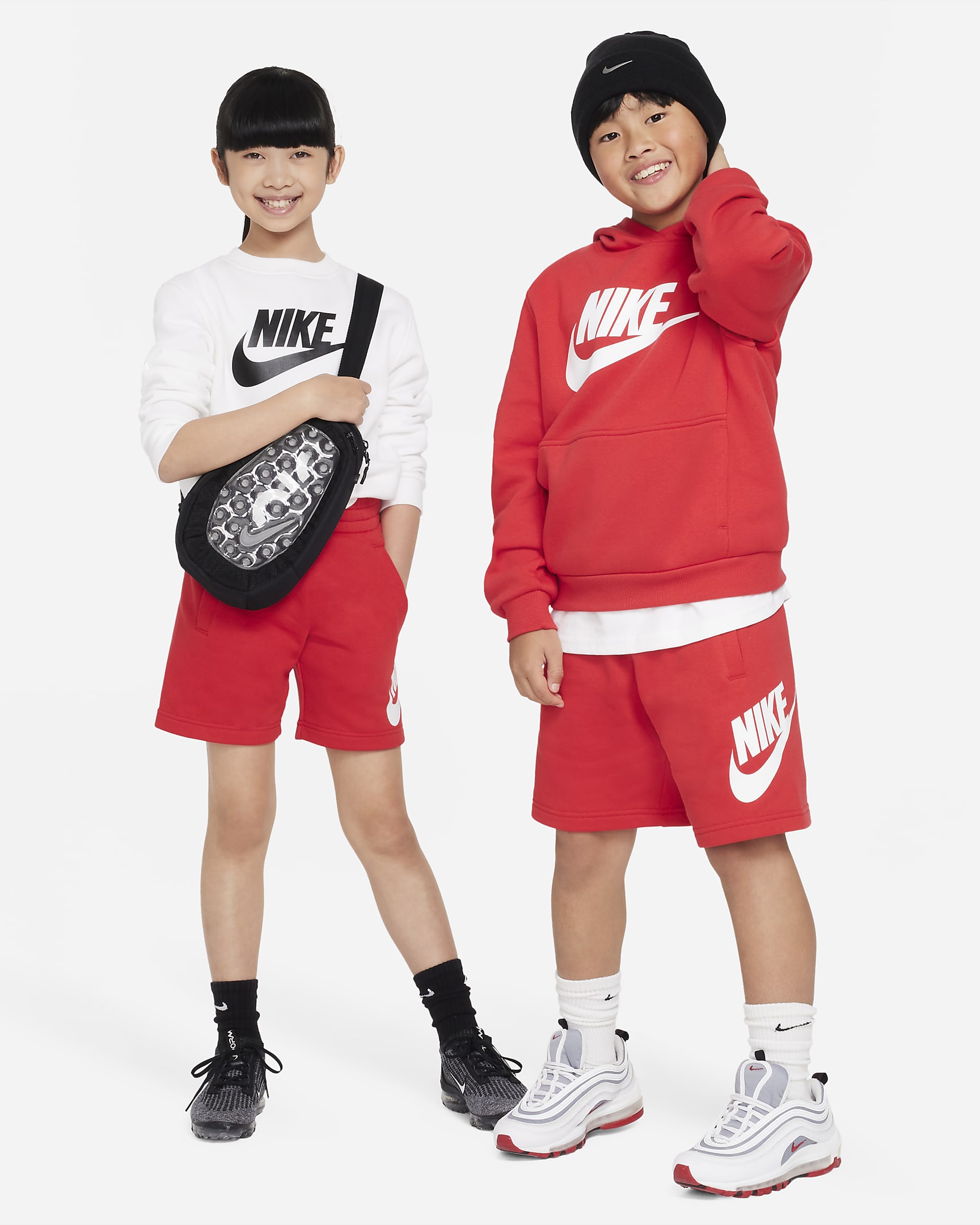 Shorts de French Terry para niños talla grande Nike Sportswear Club Fleece - Rojo universitario/Blanco